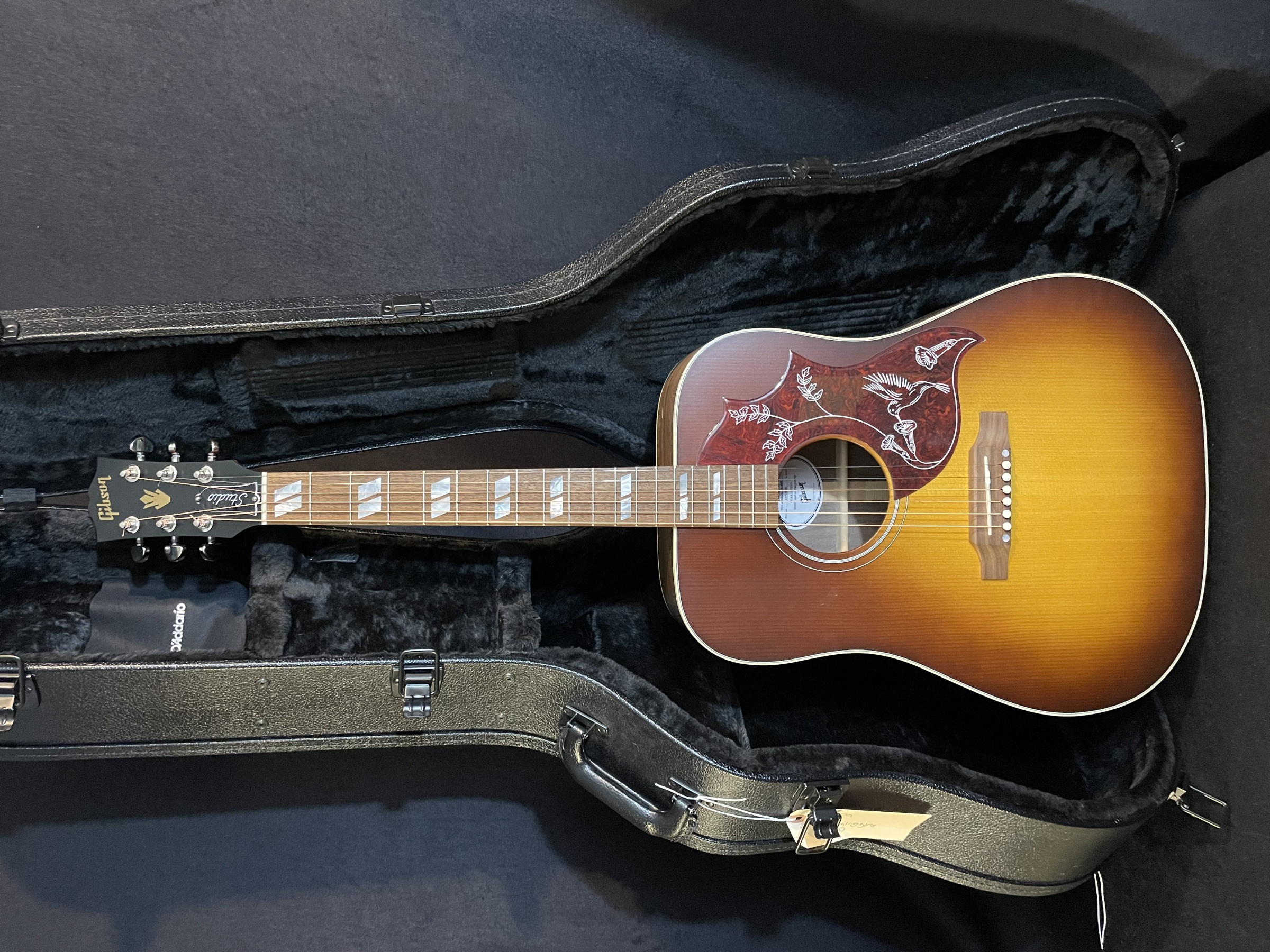 2023_Gibson_Hummingbird_Studio