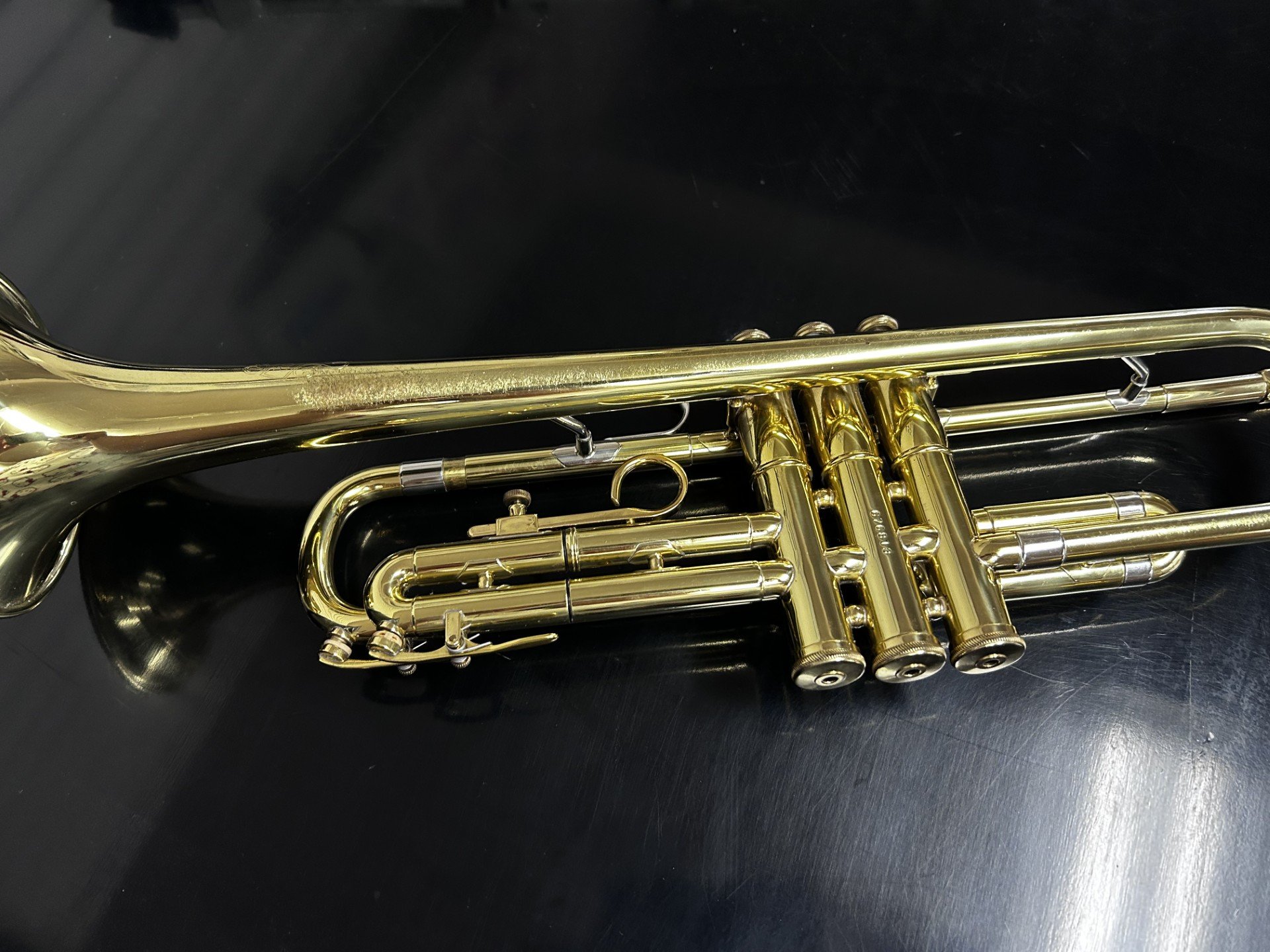 OLDS AMBASSADOR B♭トランペット Vintage Olds Ambassador Bb Trumpet with Original Case Just