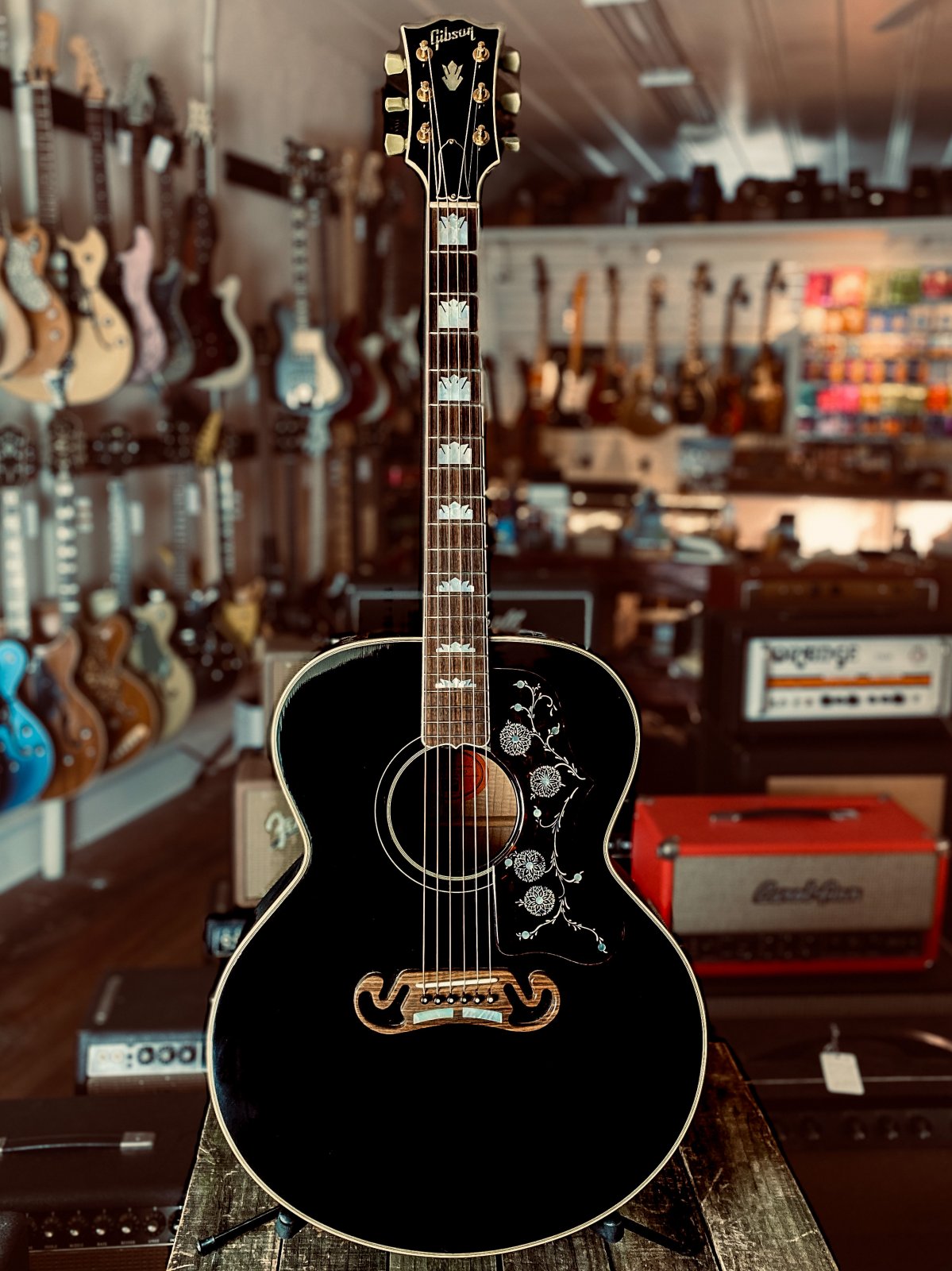 1995 Gibson J-200 Ebony