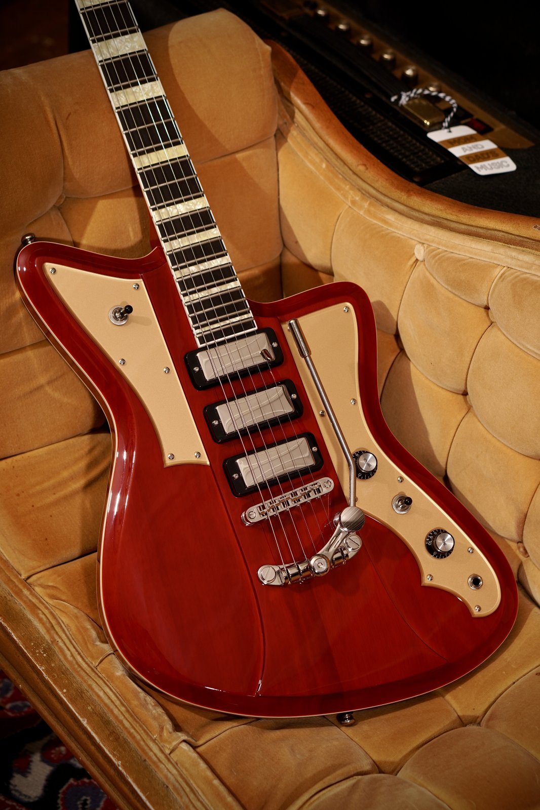 Rivolta Guitars MONDATA ⅩⅧ Rivolta Guitars Mondata XVIII | Reverb