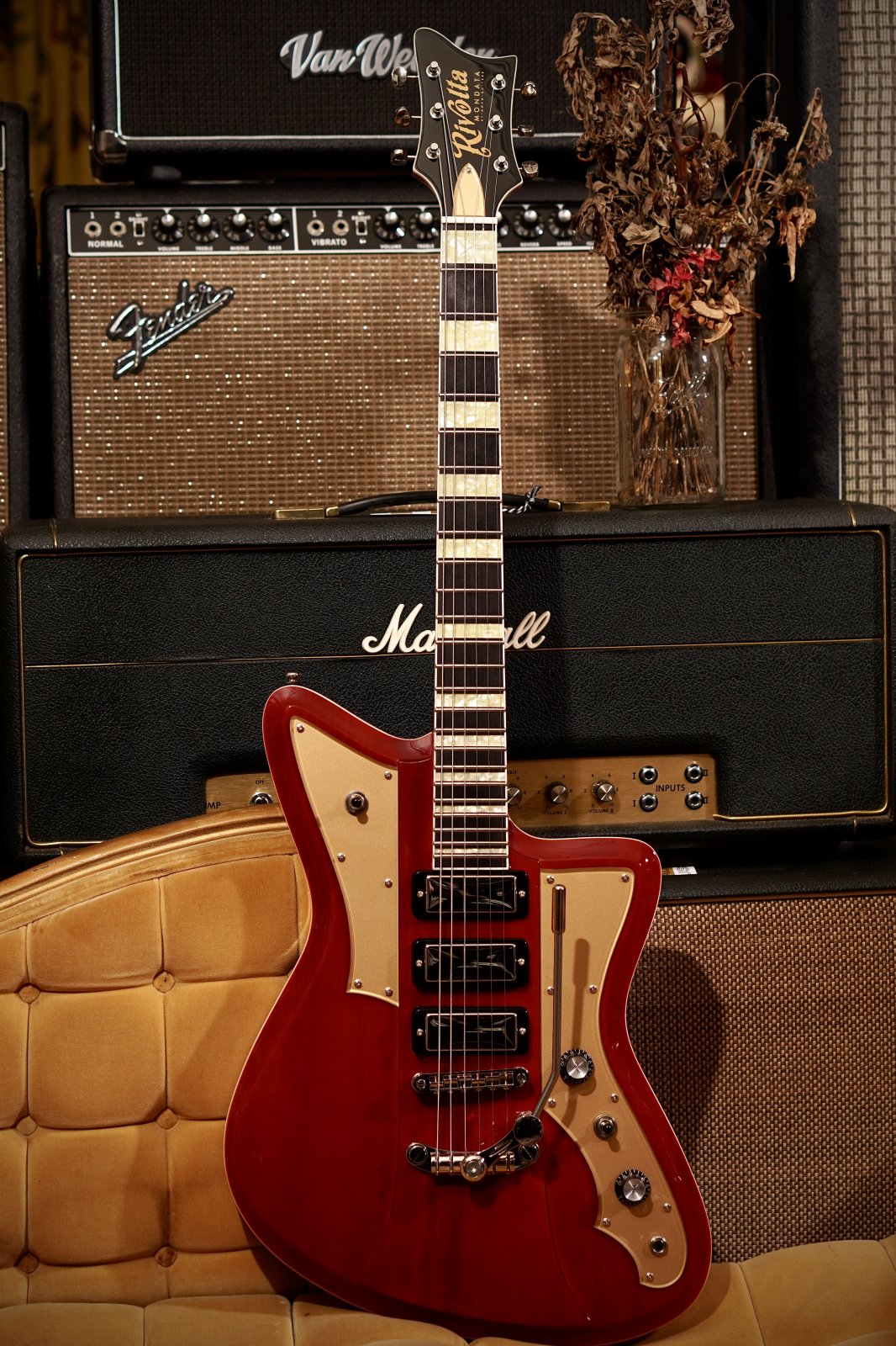 Rivolta Mondata XVIII Rosso Red with Rivolta Gig Bag (new)