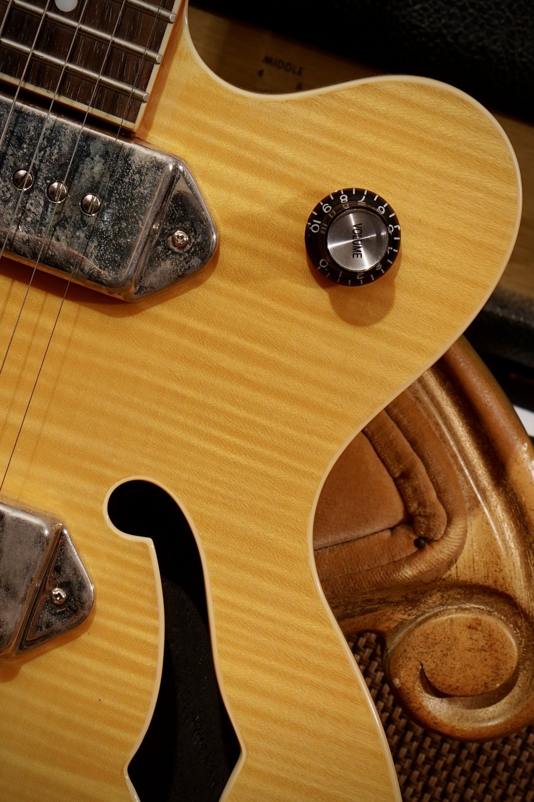 2012 Epiphone Wildkat Antique Natural with Bigsby B70