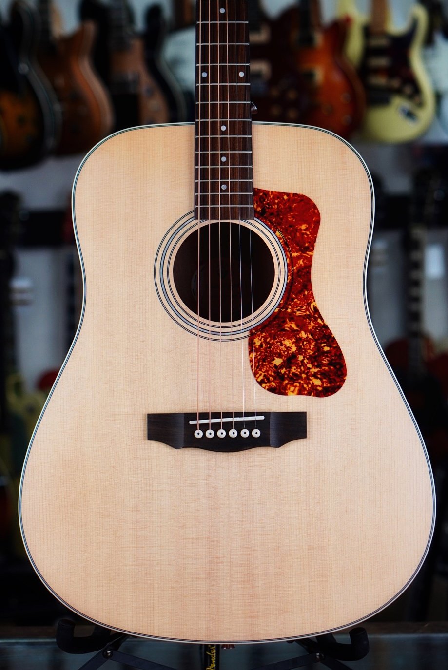 Guild D-240E LTD Flamed Mahogany Acoustic/Electric Westerly