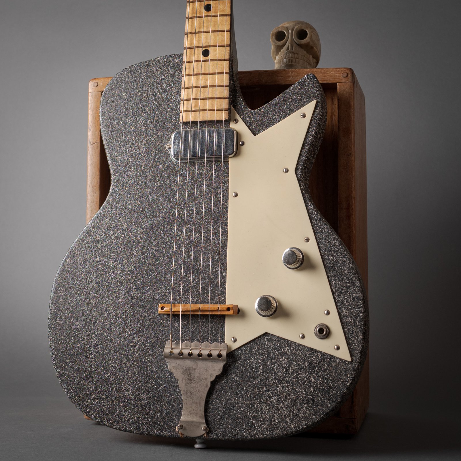 1959 Kay K4140 Sizzler Grey and White Plextone