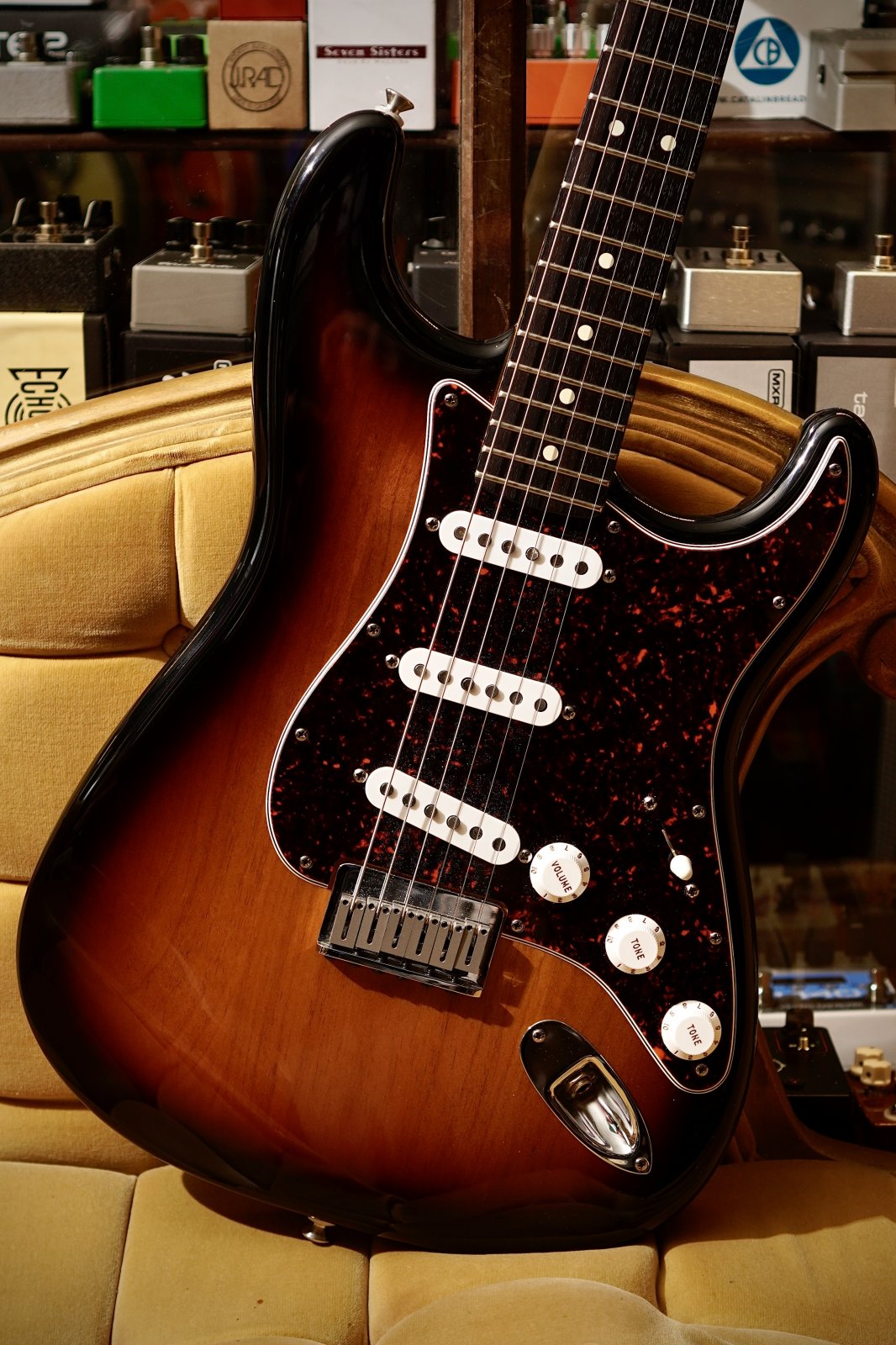 1998 Fender American Standard Stratocaster Hardtail Sunburst