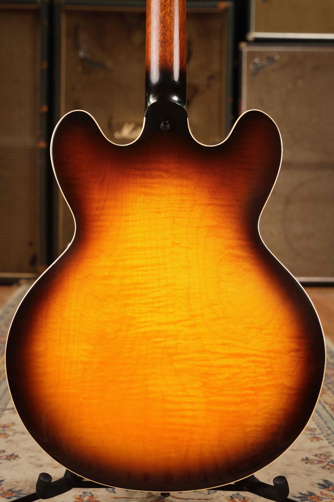 Gibson USA ES-335 99年製 Sunburst Figured Gibson ES-335 Dot - Vintage Sunburst | Sweetwater