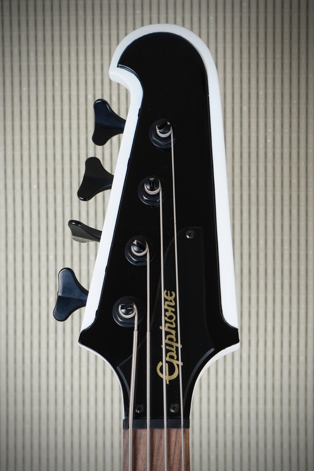 2019 Epiphone Thunderbird Classic IV Pro Bass Alpine White