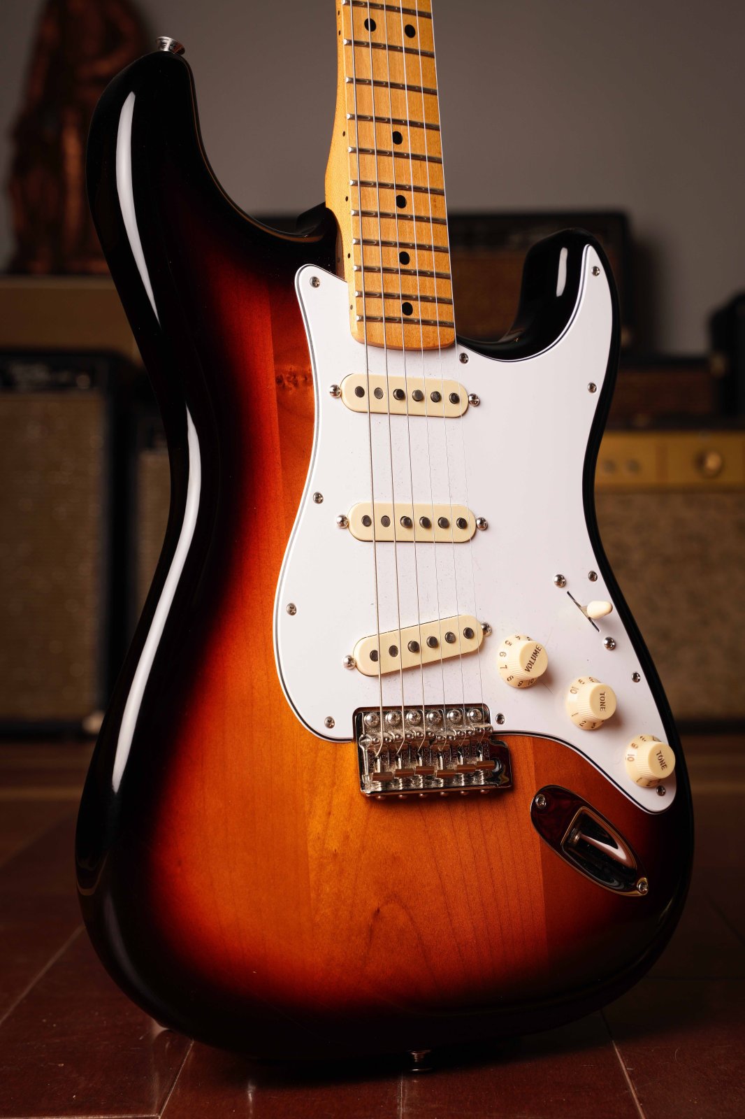 2022 Fender Jimi Hendrix Artist Series Stratocaster Sunburst