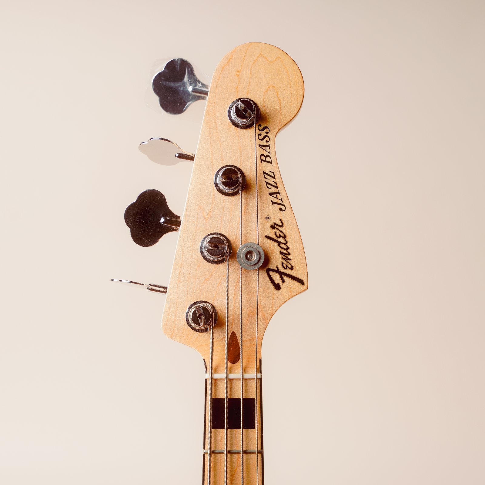 2015 Fender Geddy Lee Jazz Bass 3-Tone Sunburst