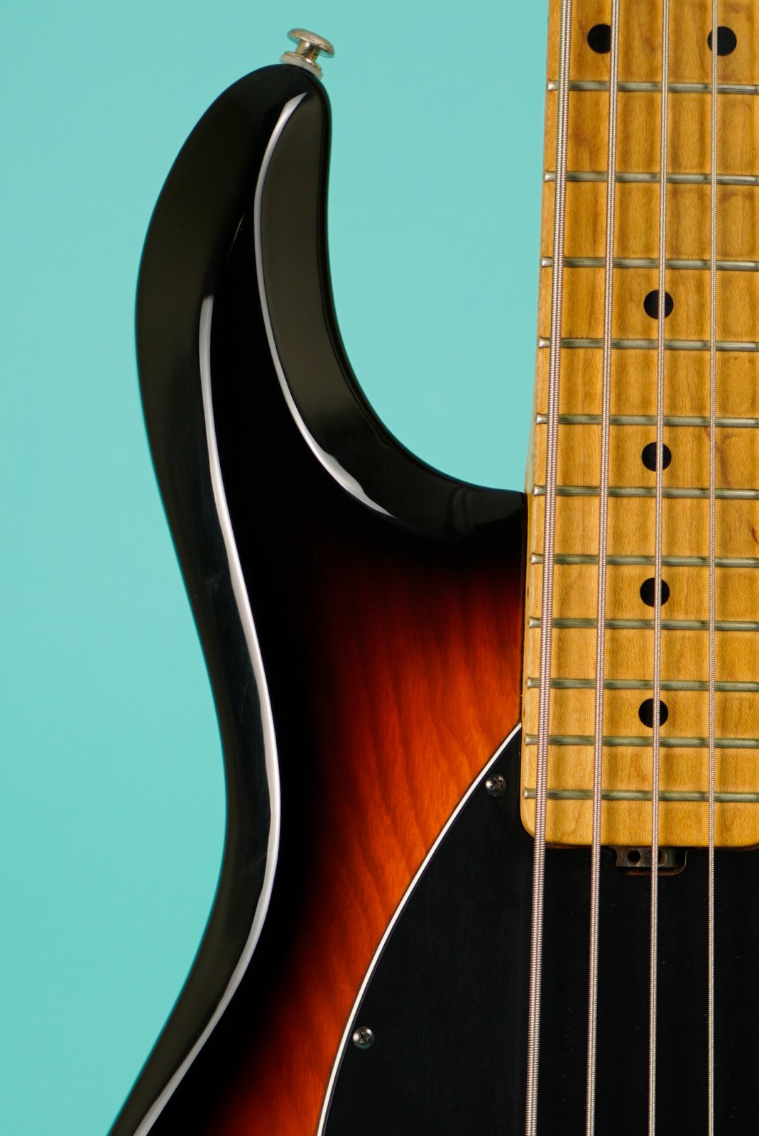 1998 Ernie Ball Music Man StingRay 5 5-String Bass Sunburst