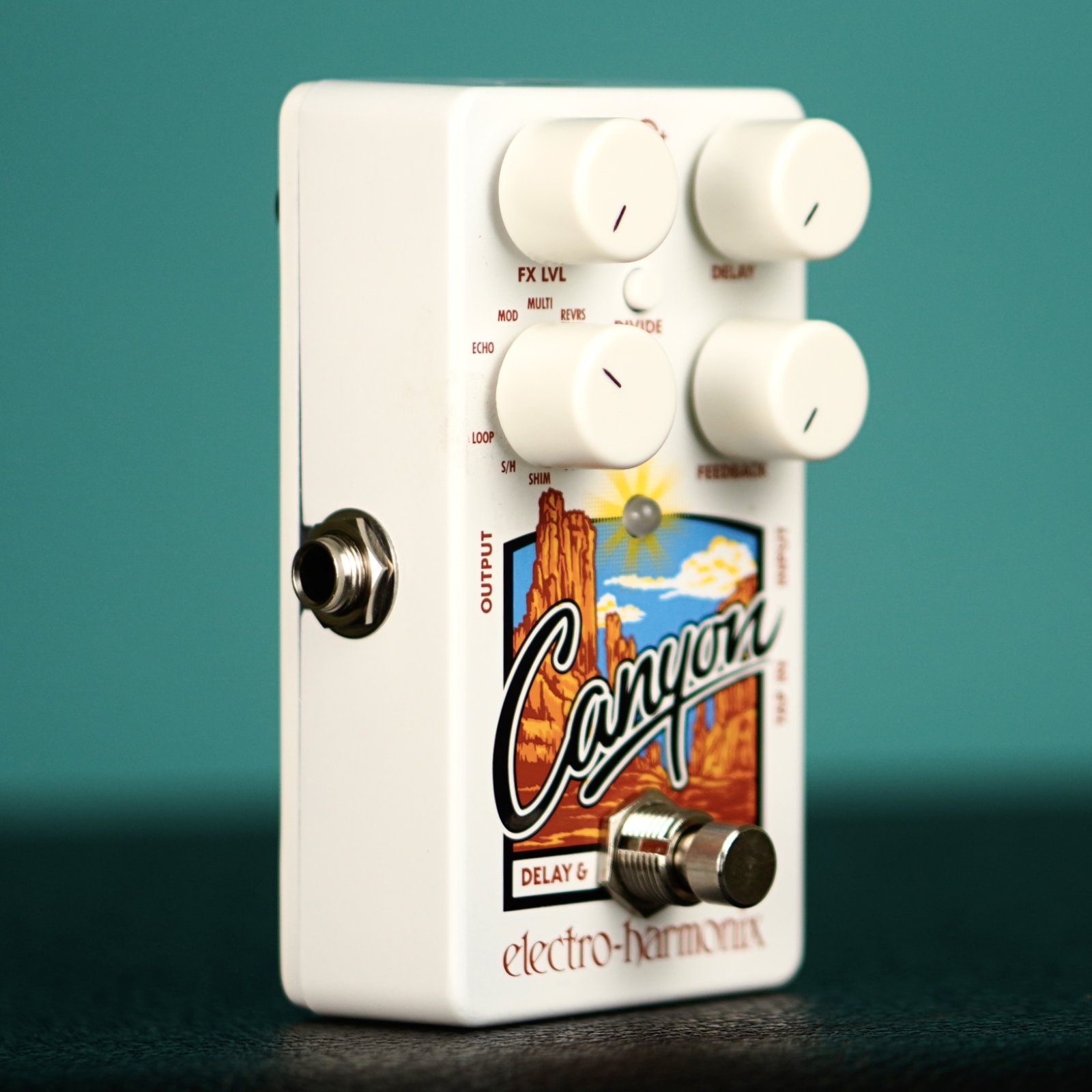 Electro-Harmonix Canyon Delay and Looper Pedal (new