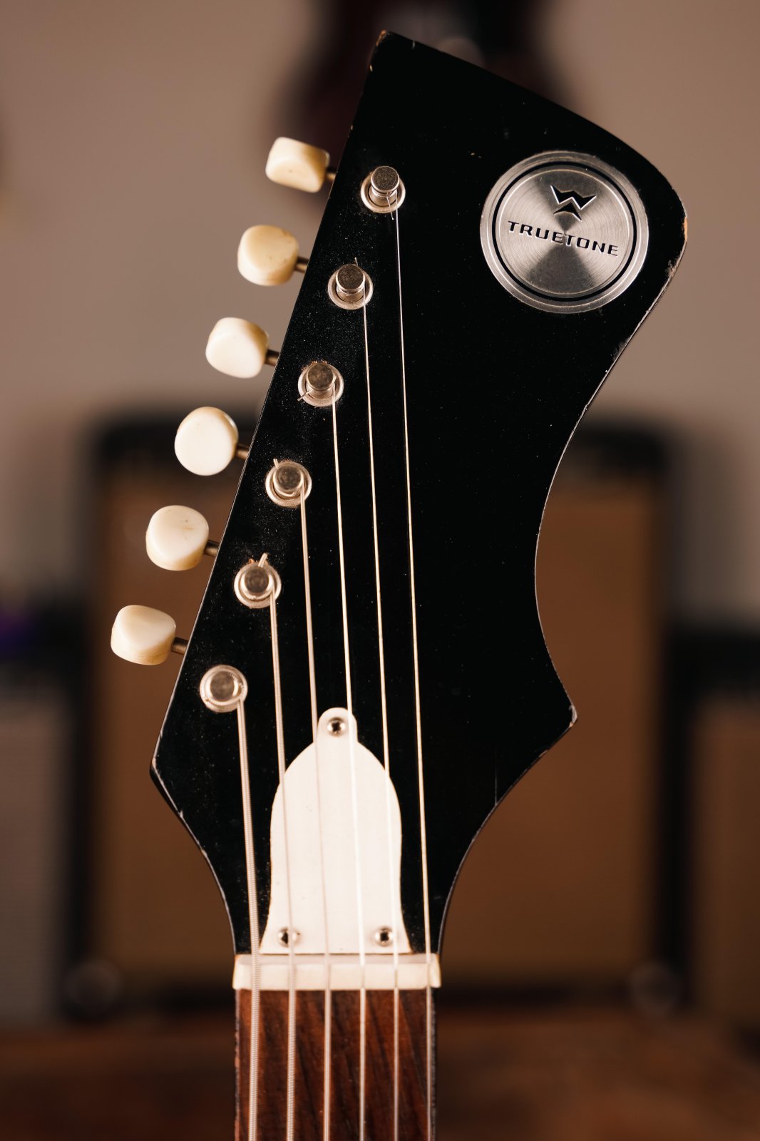 ギター TRUETONE 1966 TrueTone Vanguard