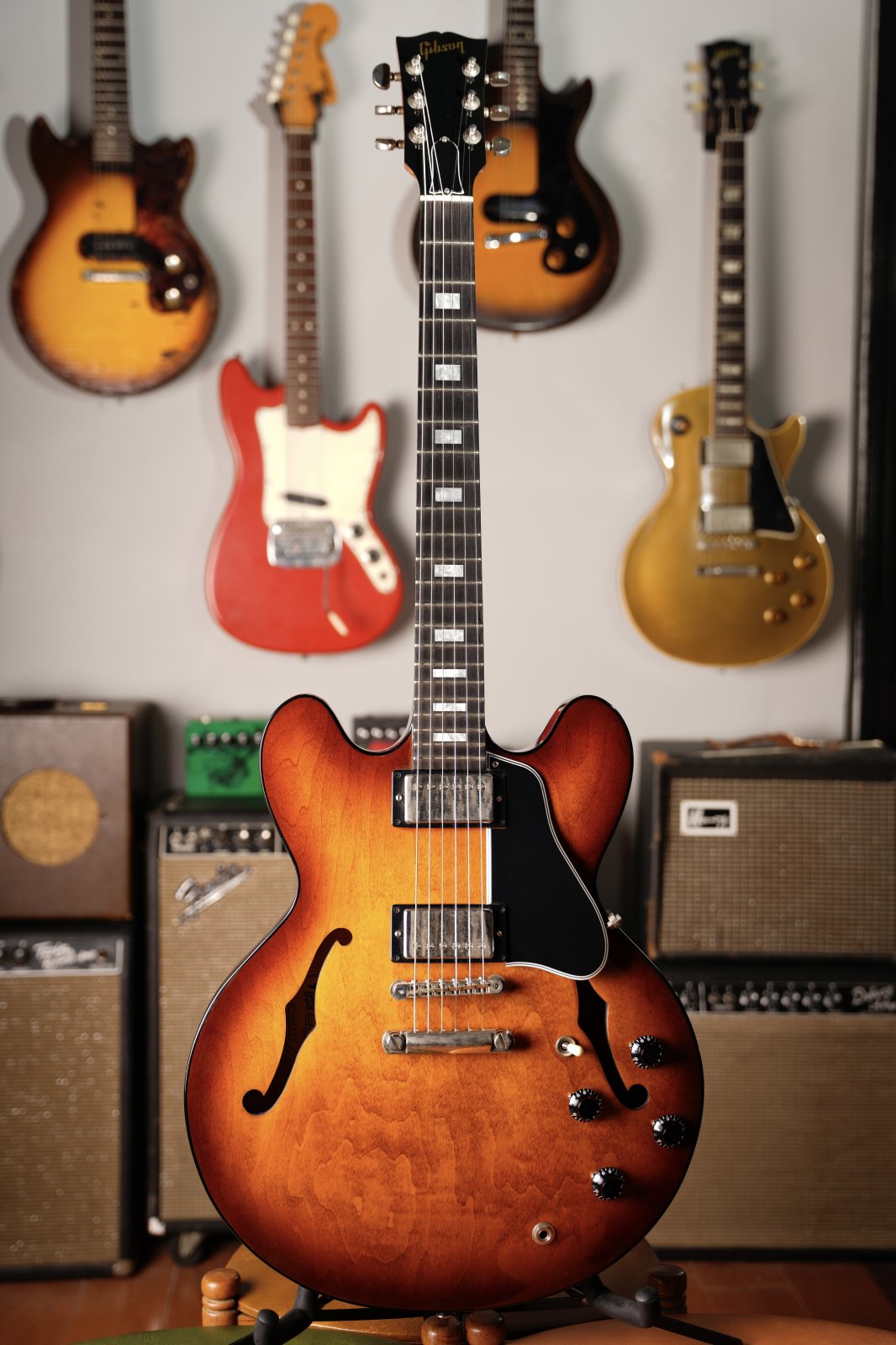 gibson 2001年製 ES-335 RESSUE VS gibson 2001年製 ES-335 RESSUE VS