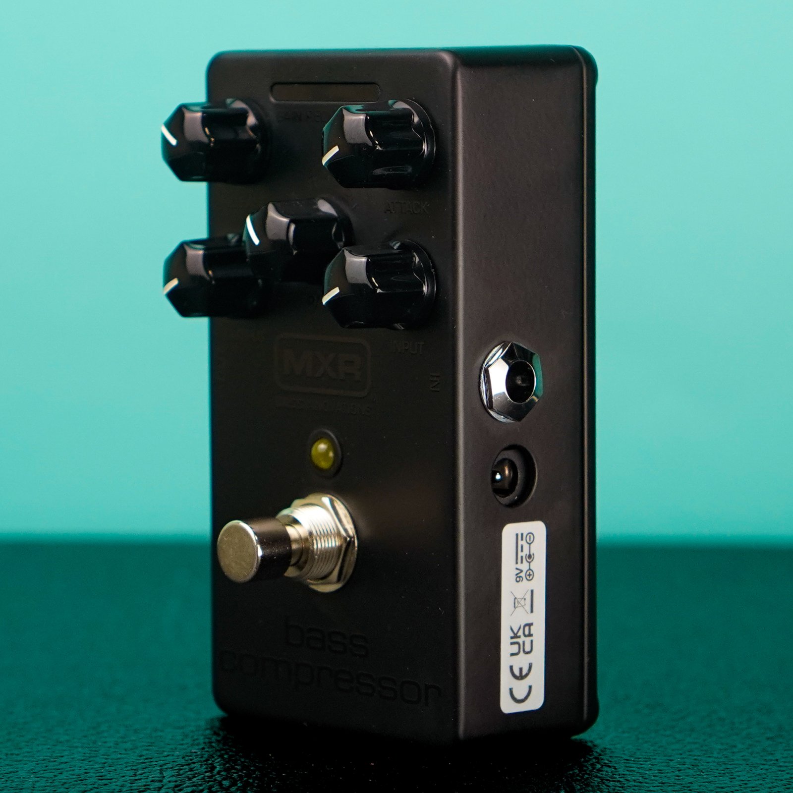 あ*る様 MXR bass compressor blackout editio MXR® BLACKOUT™ SERIES BASS COMPRESSOR