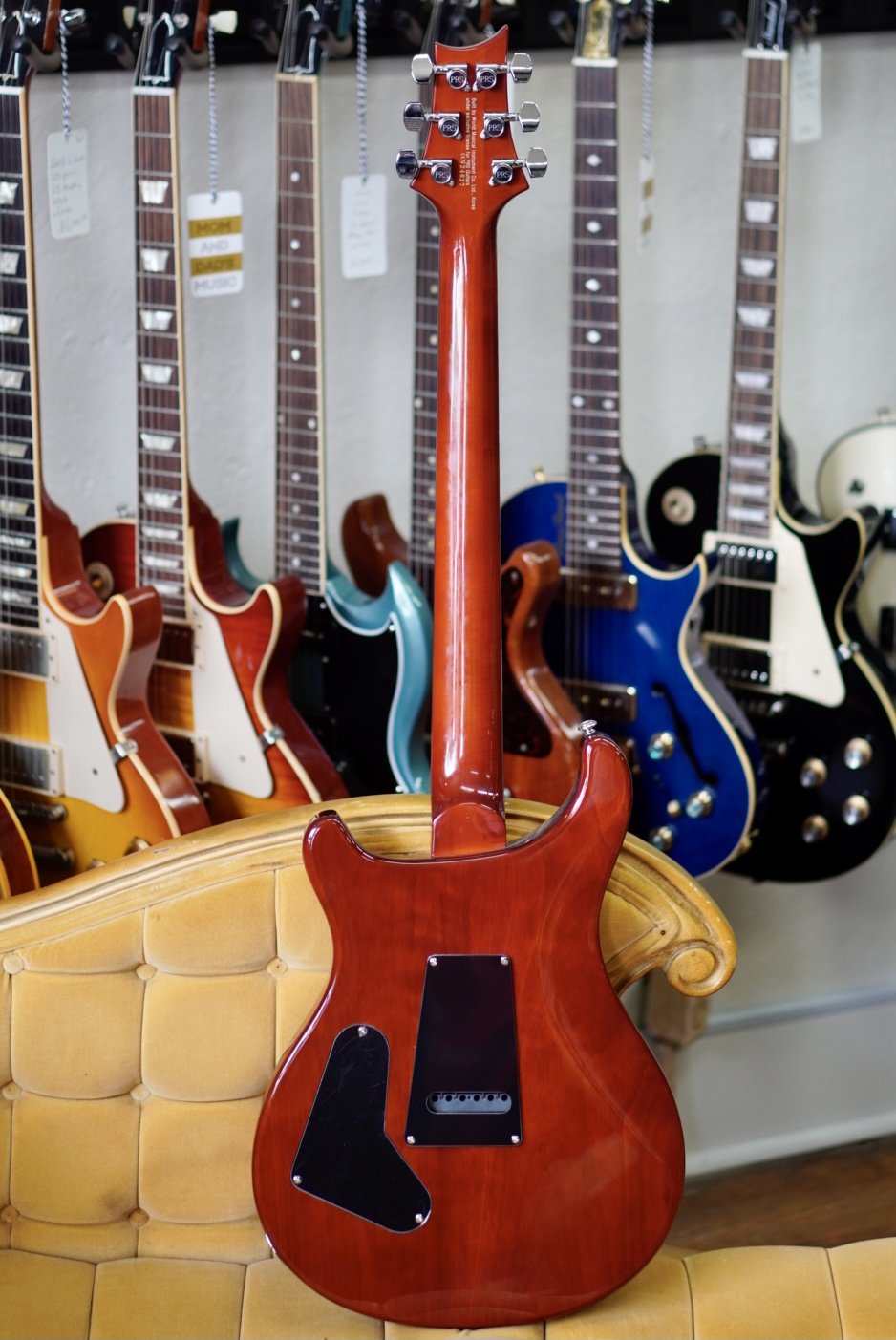 美品】2013年 PRS Custom 24 Tri-color Sunburst 【公式通販】 美品】2013年 PRS Custom 24 Tri-color Sunburst 【公式通販】
