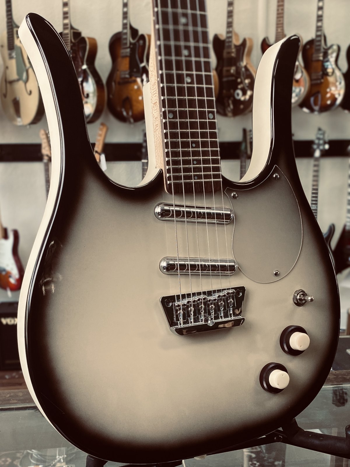 2004 Danelectro Guitarlin