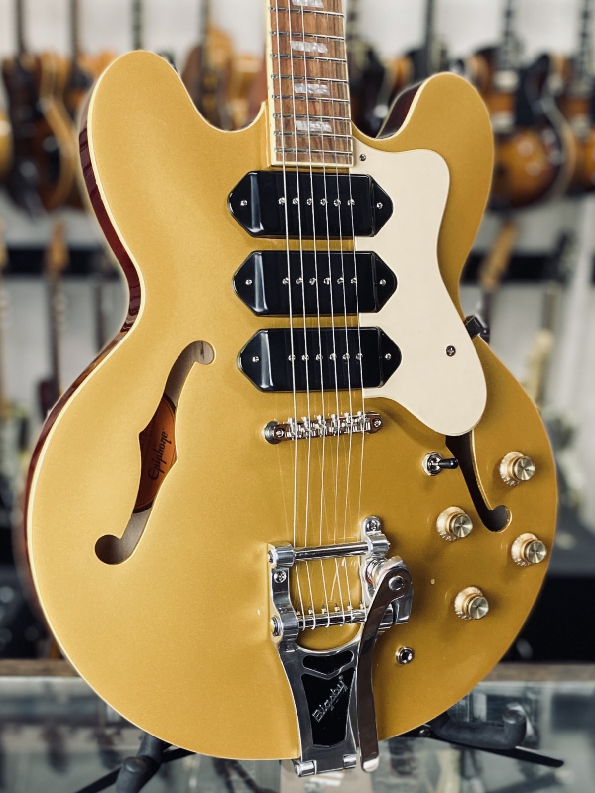 2019 Epiphone Riviera P93 MG Metallic Gold Semi-Hollowbody