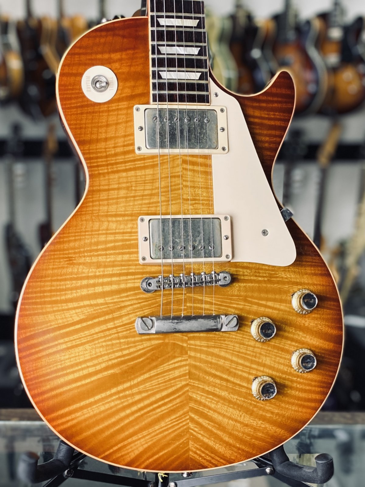 リベリオン　Gibson Les Paul Traditional 2005 Gibson Les Paul R0 Custom Shop 1960 Reissue
