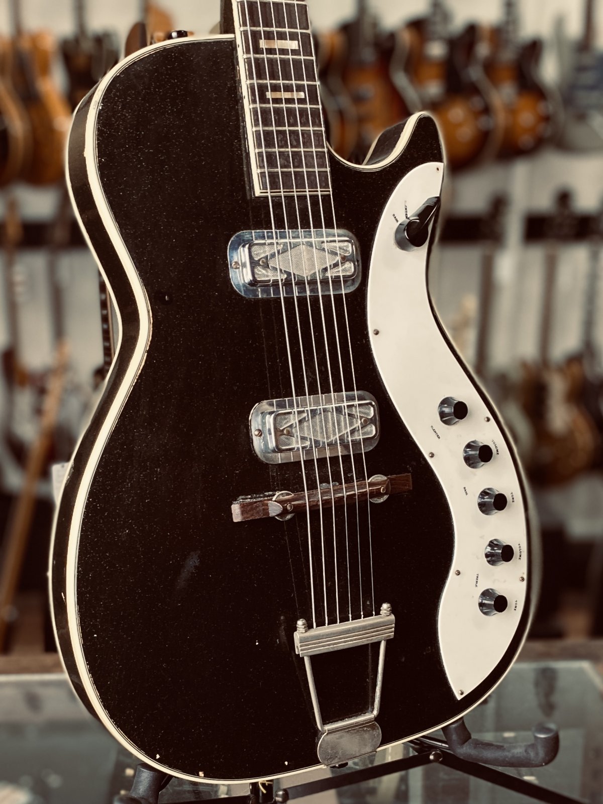 1961 Silvertone 1423 Stratotone Jupiter Sparkle Black