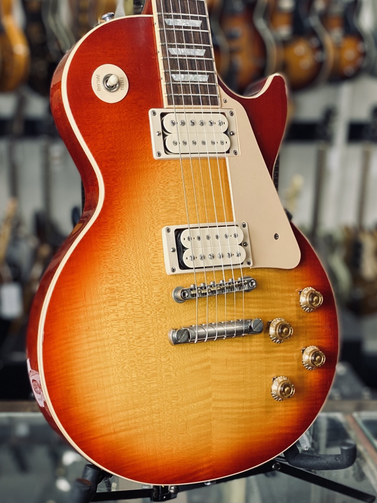2004 Gibson Les Paul Standard Cherry Sunburst