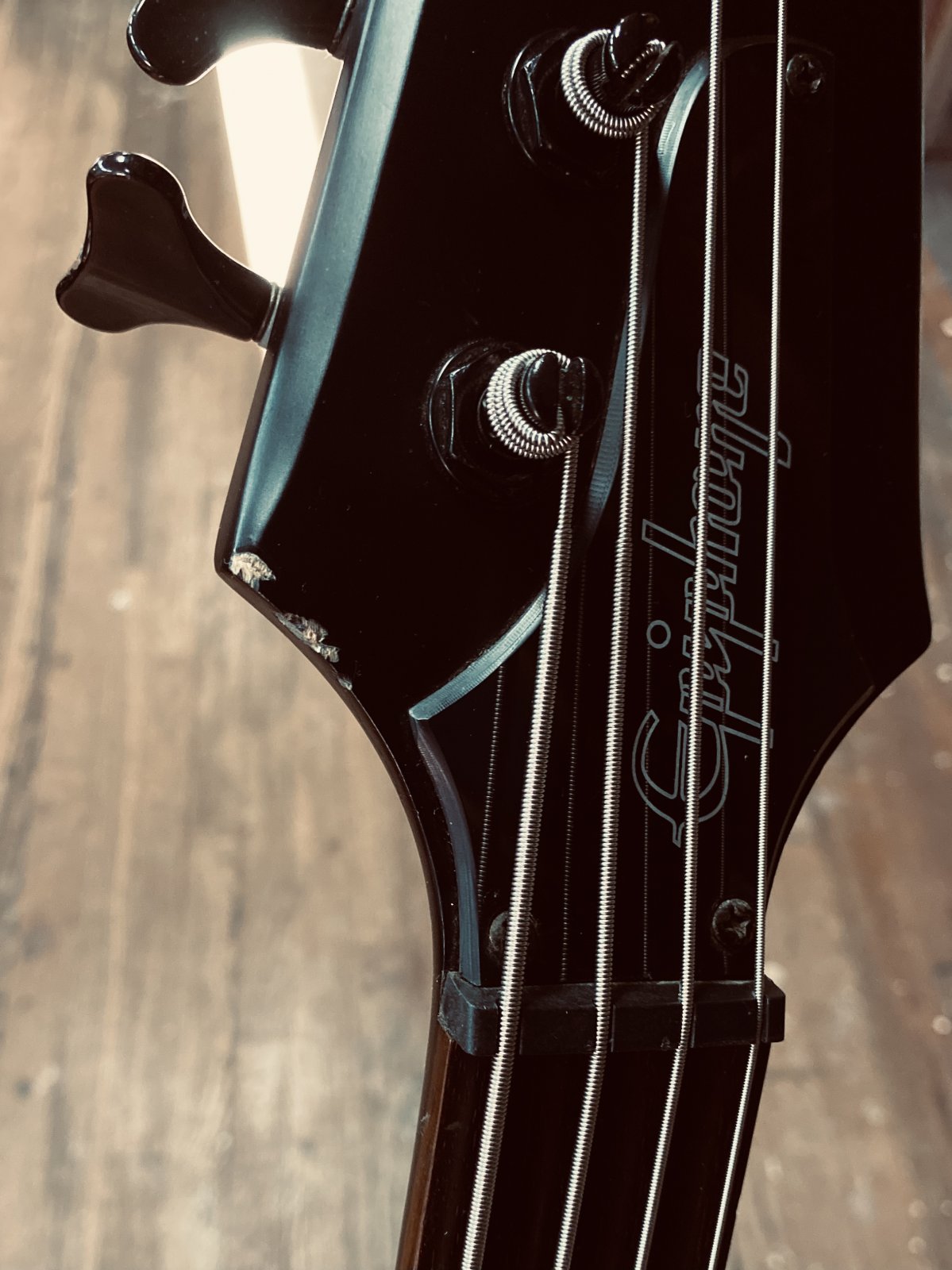 2006 Epiphone Goth Thunderbird IV Bass Black