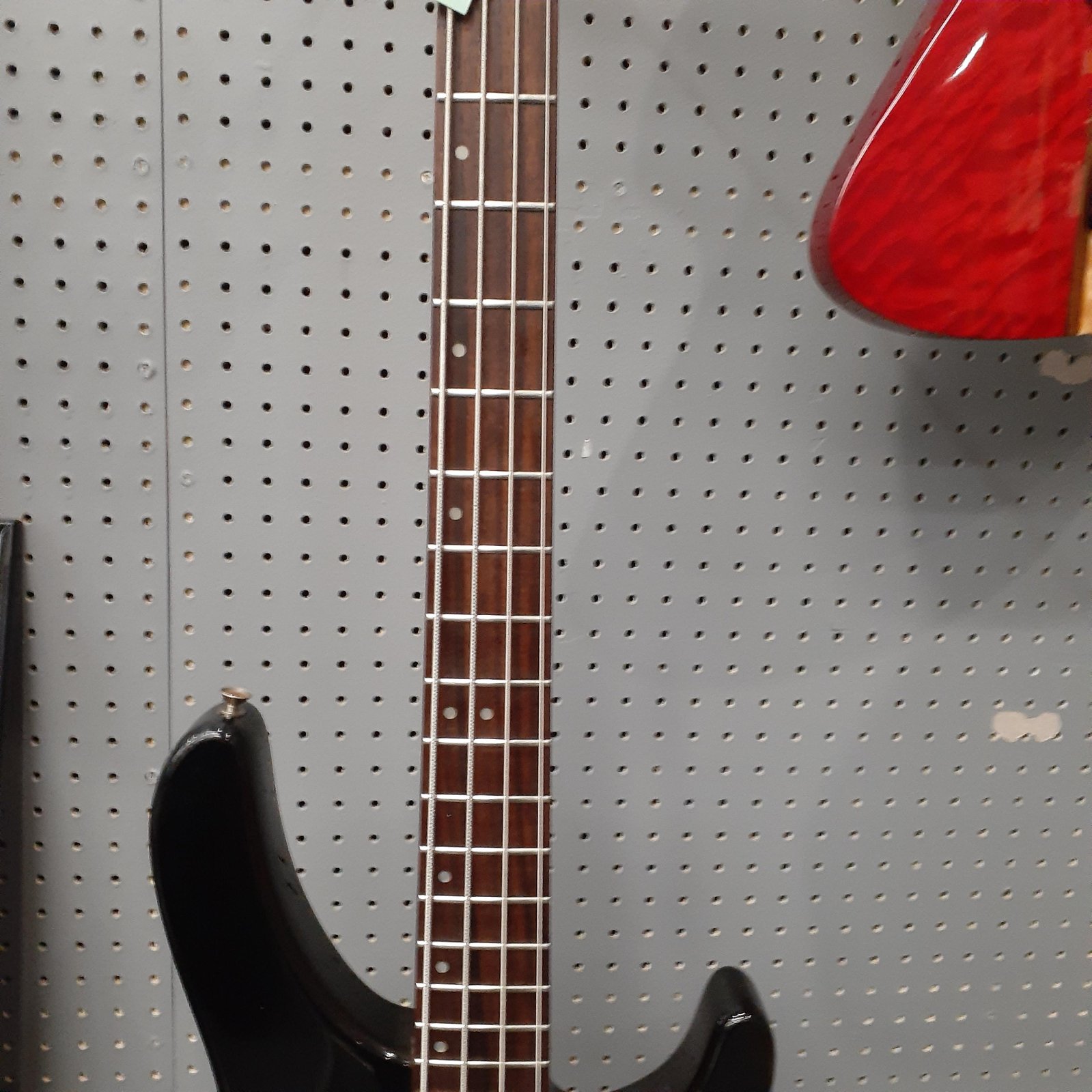 Washburn Bantam XB-200 - USED