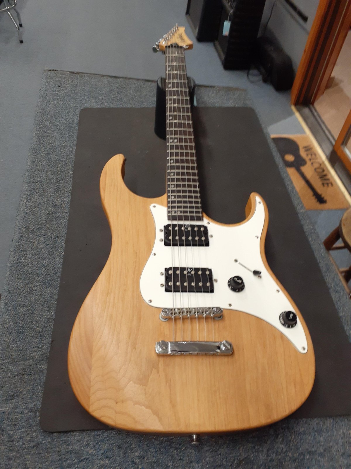 ギター Washburn Mercury Guitar Washburn Mercury | Axebition the guitar expo