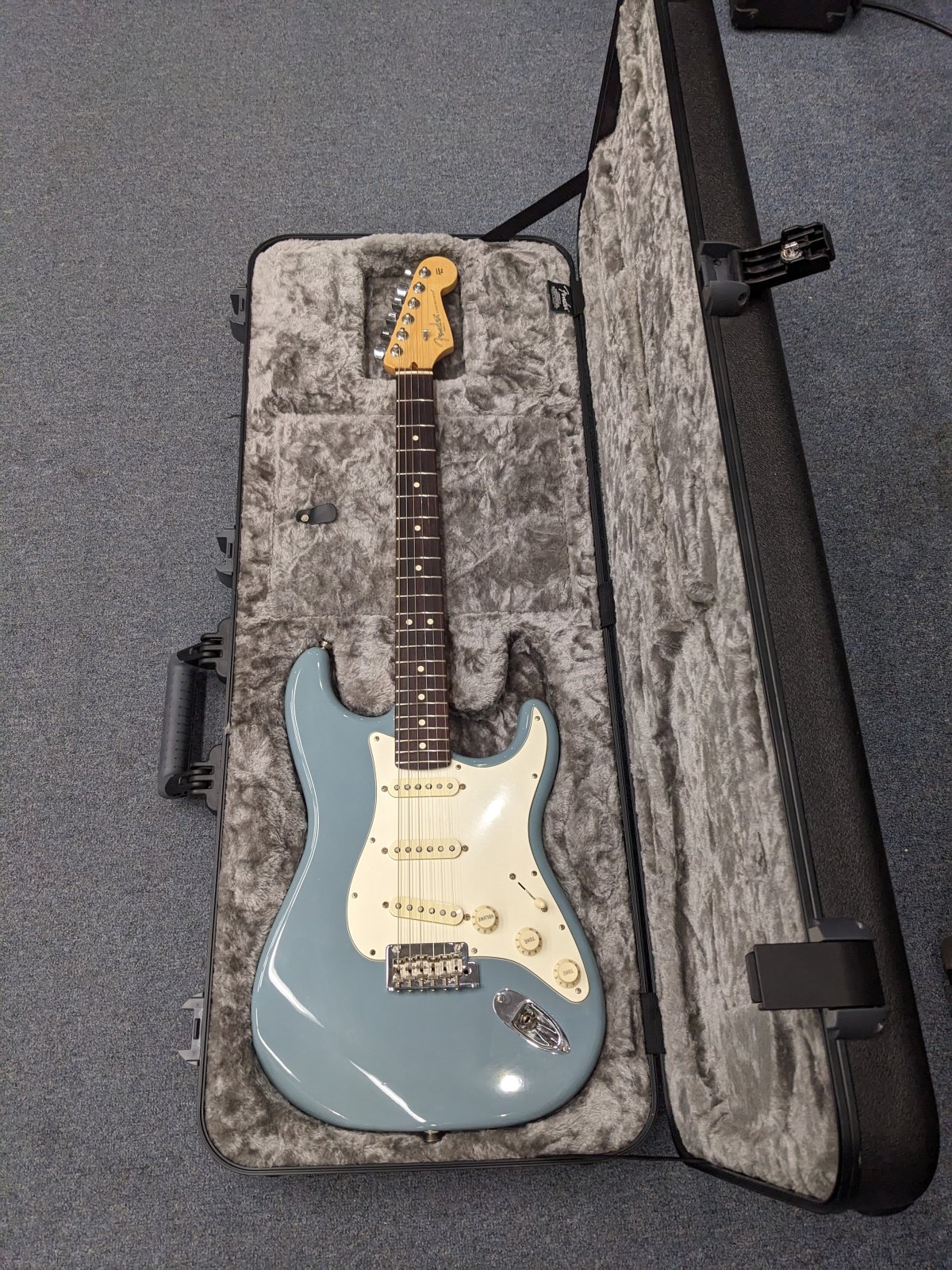 Fender American Professional Stratocaster, Sonic Gray - USED