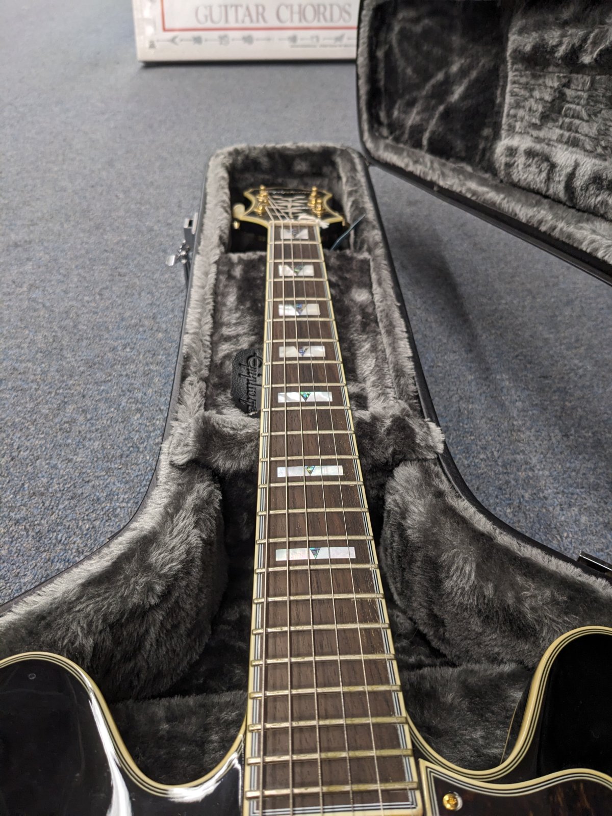 Epiphone Sheraton Ⅱ Epiphone Sheraton II - Vintage Sunburst | Sweetwater