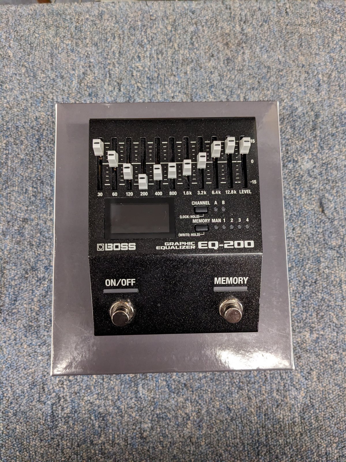 【新品未使用】BOSS Graphic Equalizer EQ-200 Boss EQ-200 Graphic Equalizer Pedal | Sweetwater