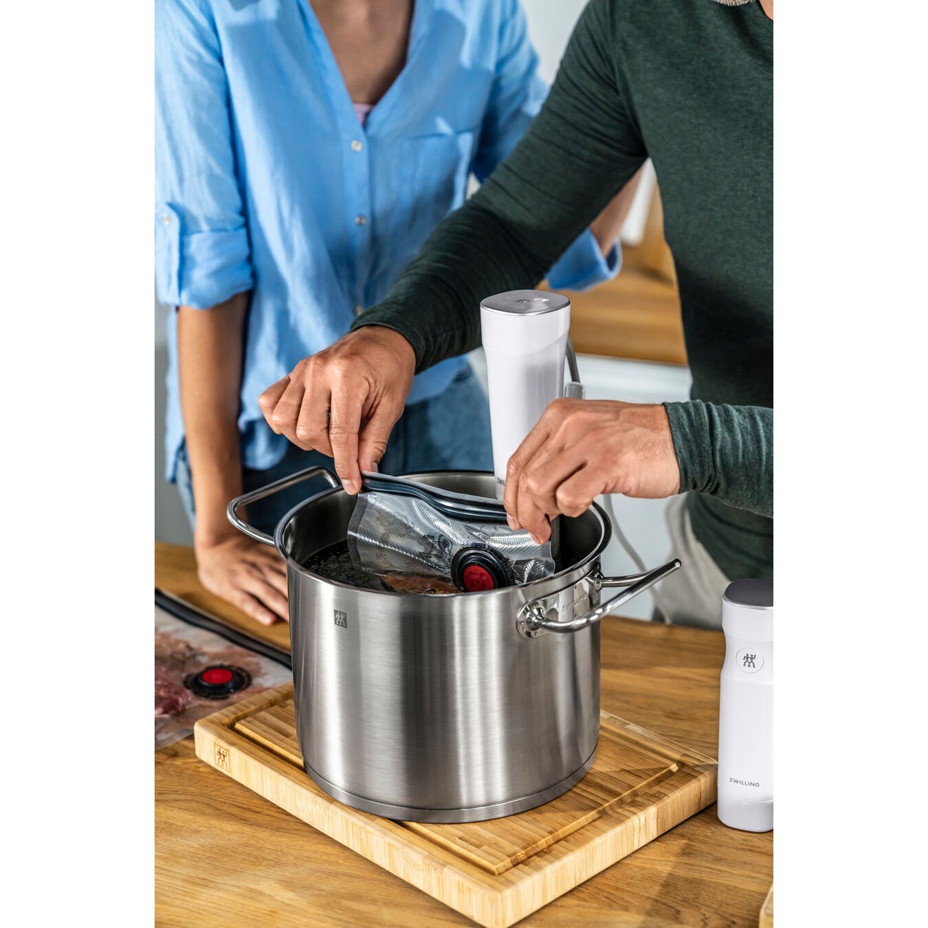 ZWILLING ENFINIGY スー・ビデ・スティック Buy ZWILLING Enfinigy Sous-vide stick | ZWILLING.COM