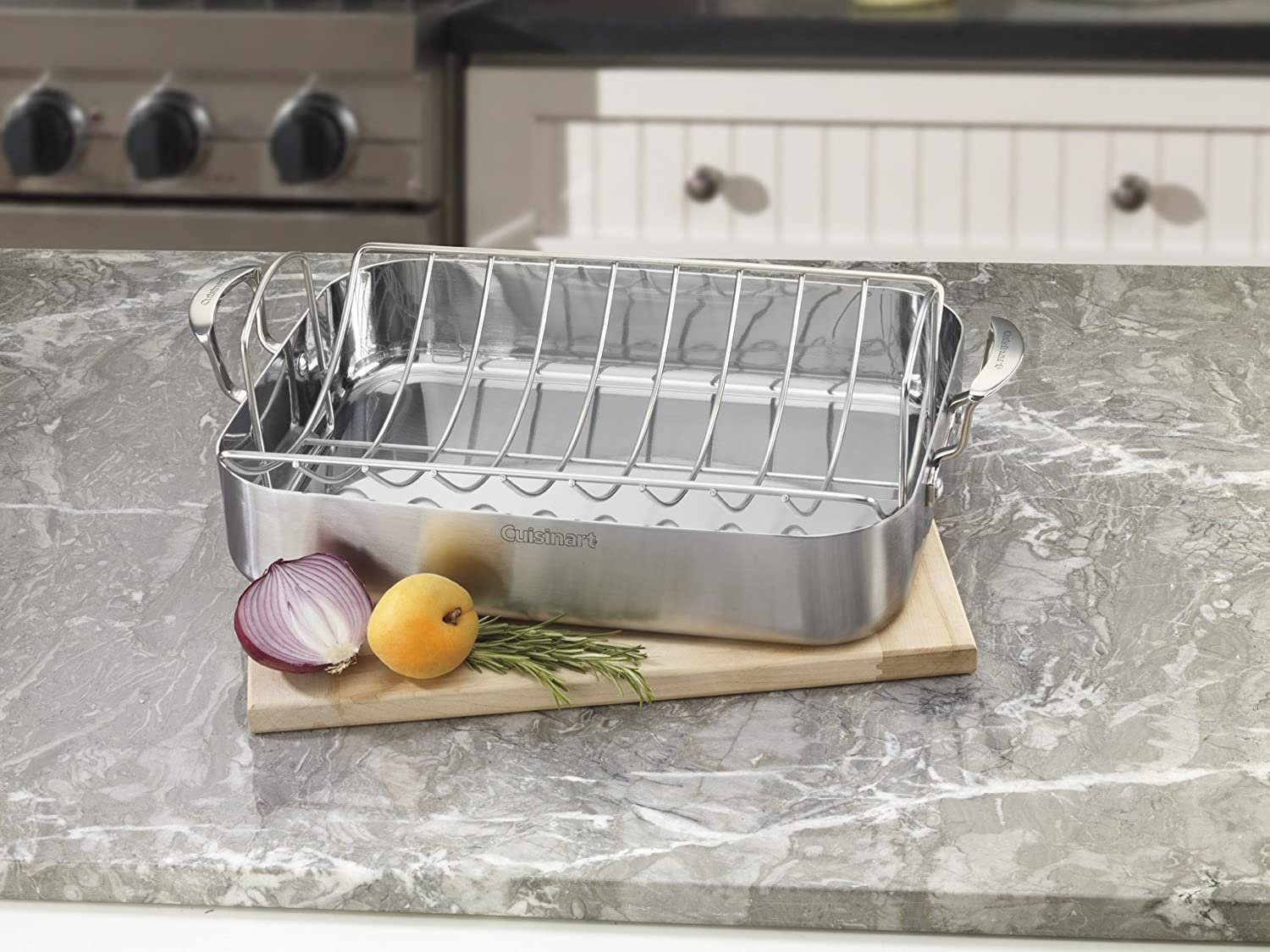 Cuisinart MultiClad Pro 16-Inch Rectangular Roaster with Rack - Thumbnail 2