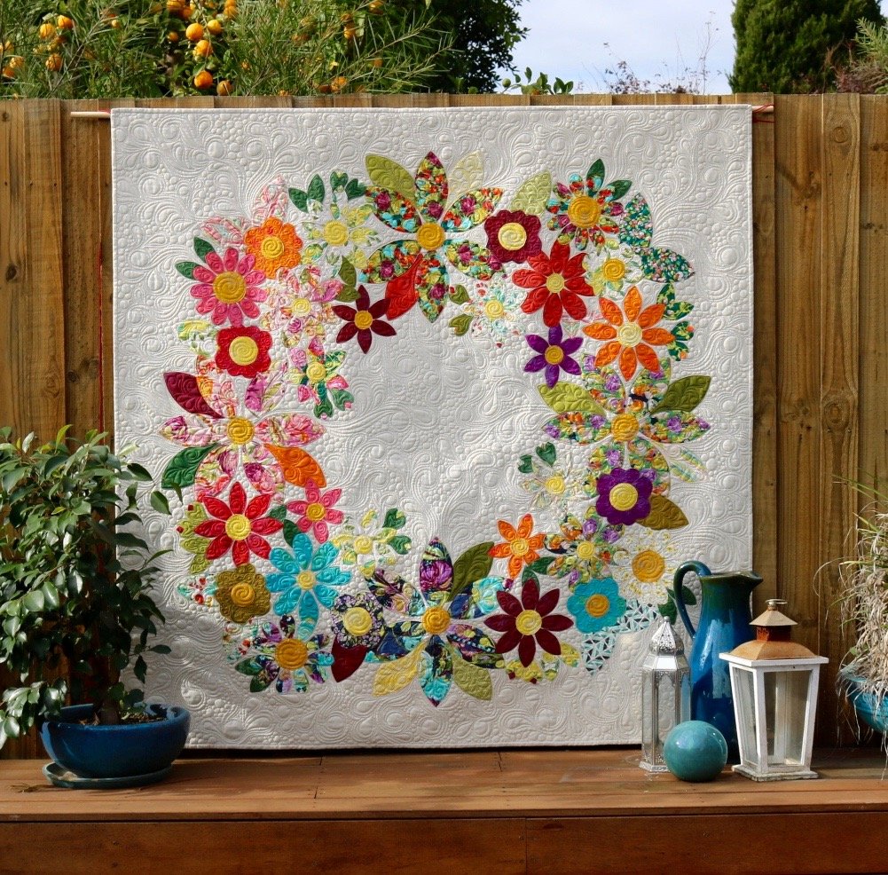 Free Bird Quilting Designs Flowering Wreath Pattern
