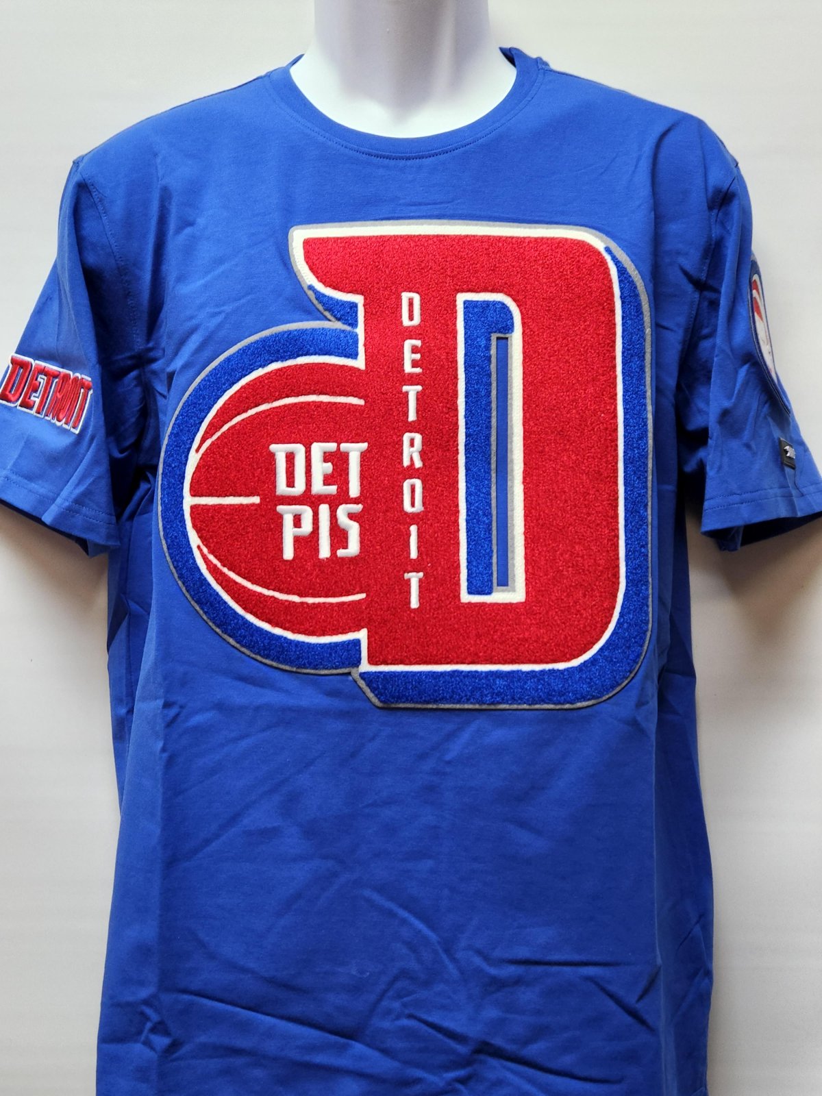 Detroit Pistons Pro Standard Mash Up Pro Team Tee 113600509887