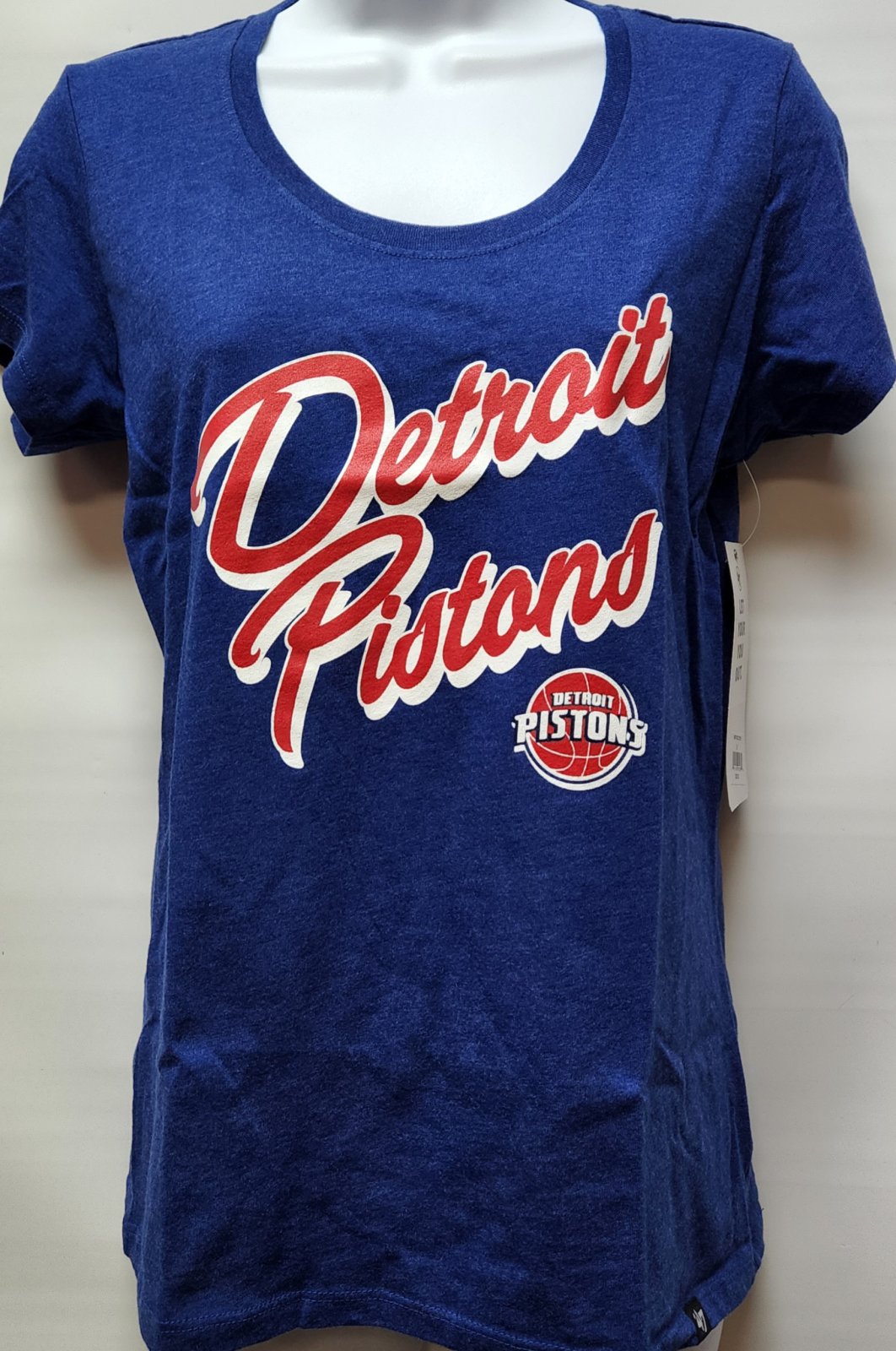 Detroit Pistons Club Scoop Tee 191119072689 Detroit Pistons Club Scoop Tee 191119072689