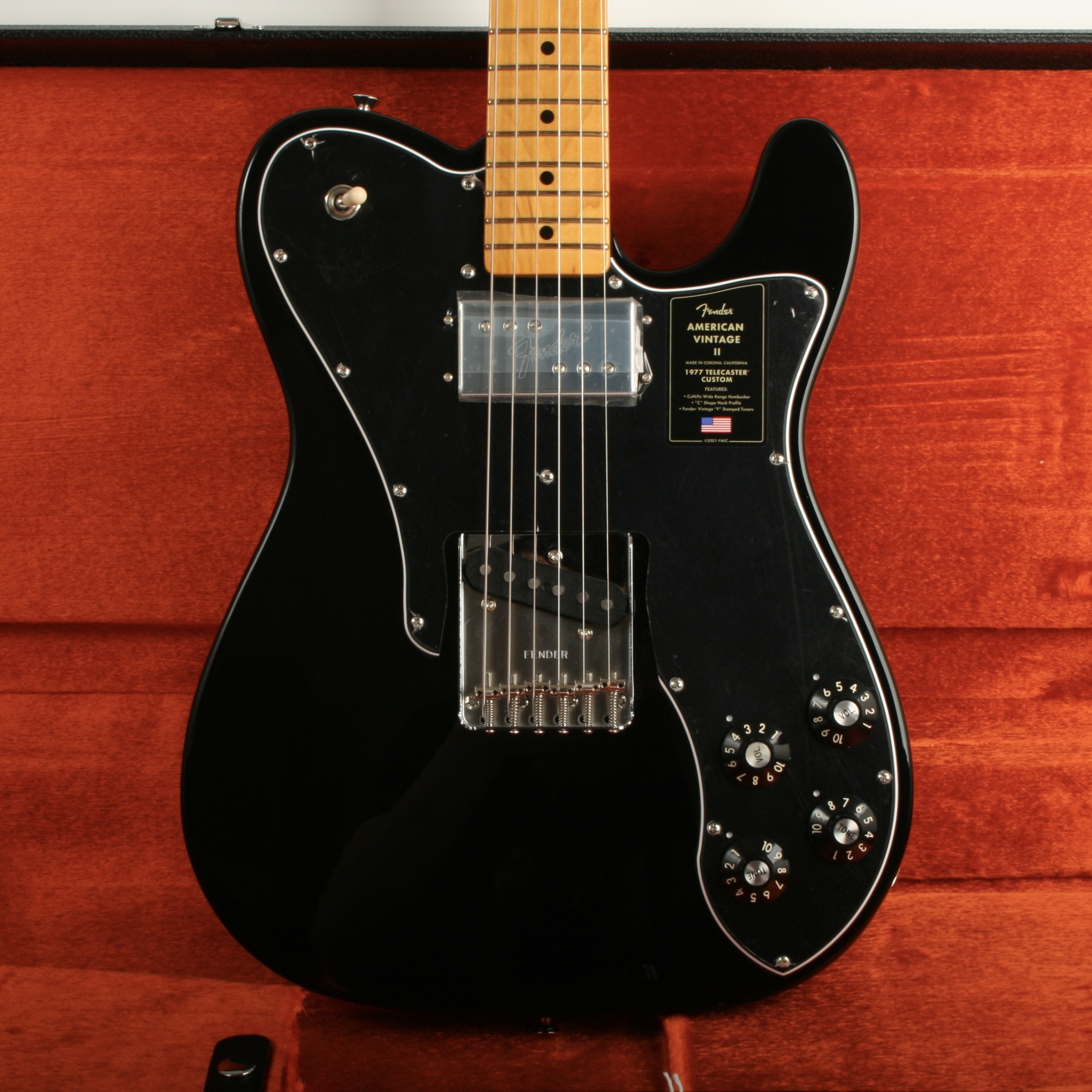 Fender American Vintage II 1977 Telecaster Custom Maple 