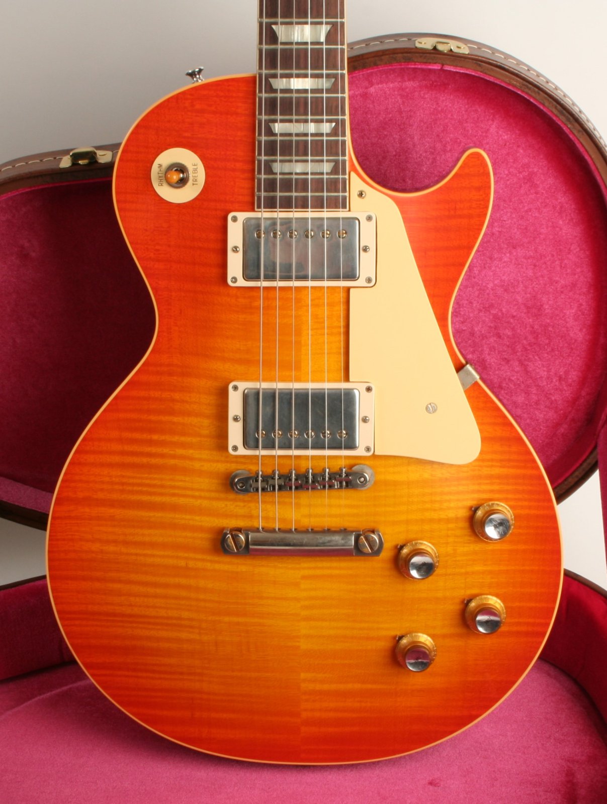 可愛いクリスマスツリーやギフトが！ Gibson Custom Shop 1960 Les Paul Standard Reissue VOS ギター