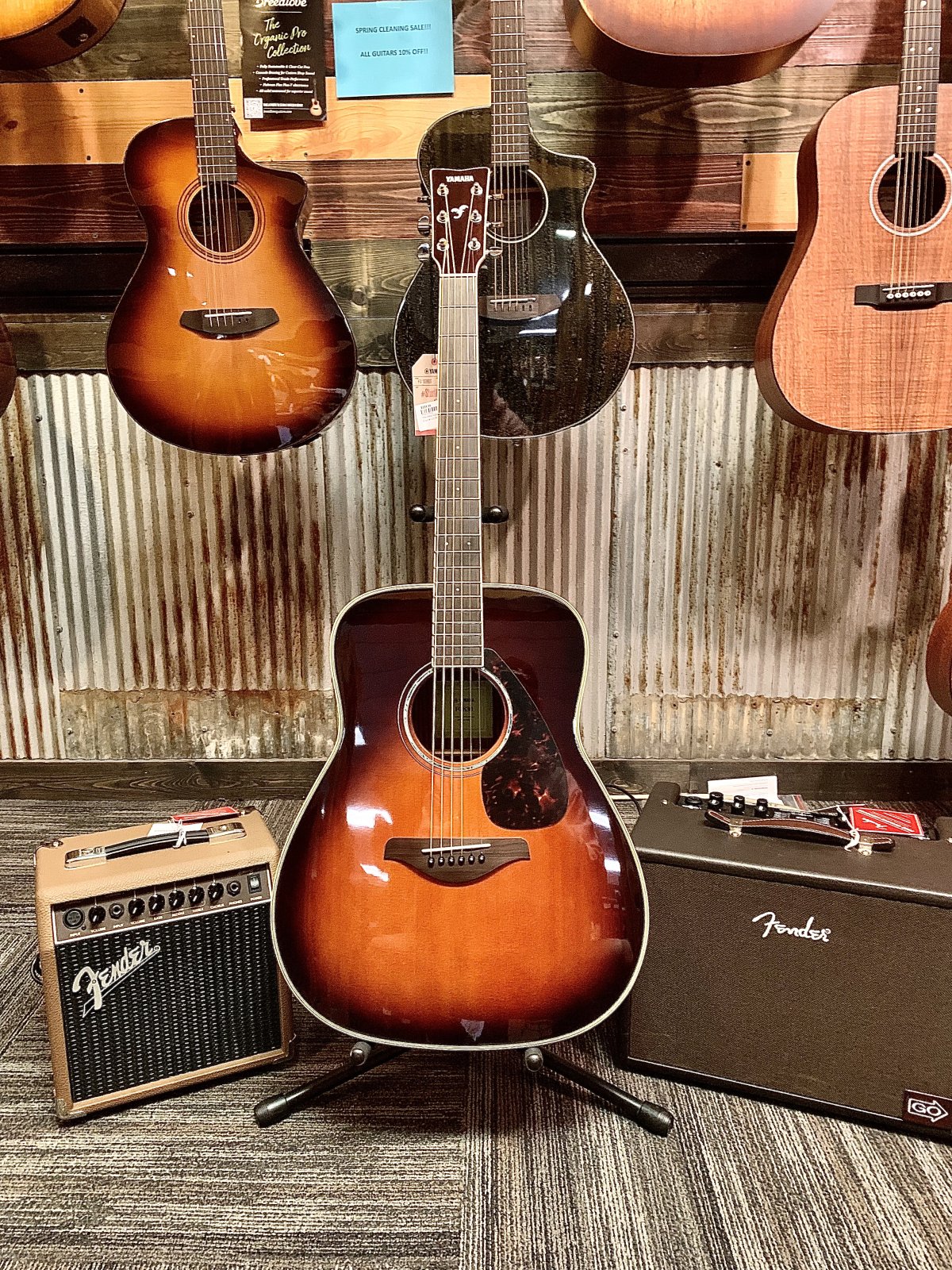 YAMAHA FG830 ギター Yamaha FG830 Dreadnought Acoustic Guitar - Autumn Burst