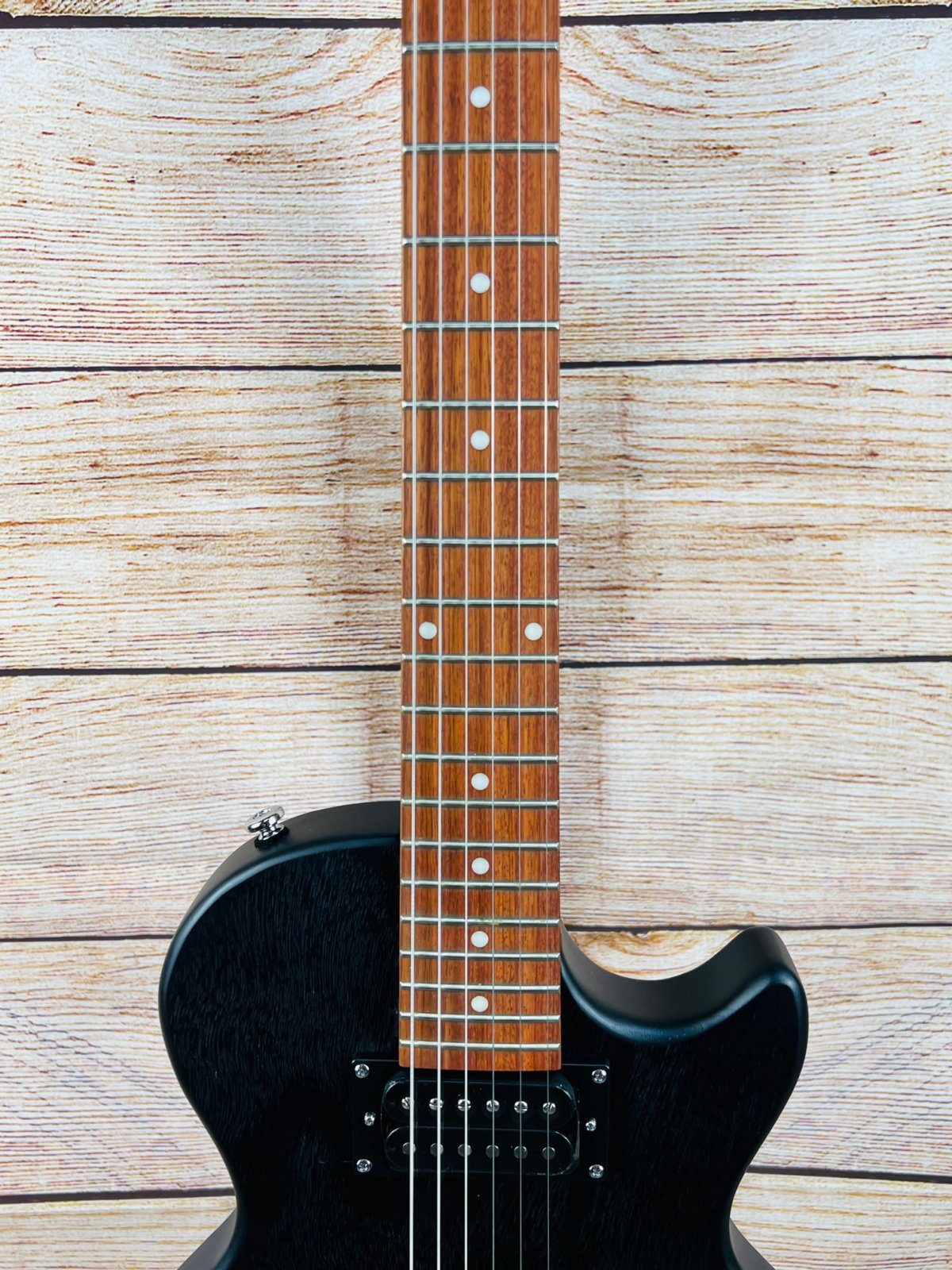 Epiphone Les Paul Special Satin E1 Electric Guitar Ebony - 1
