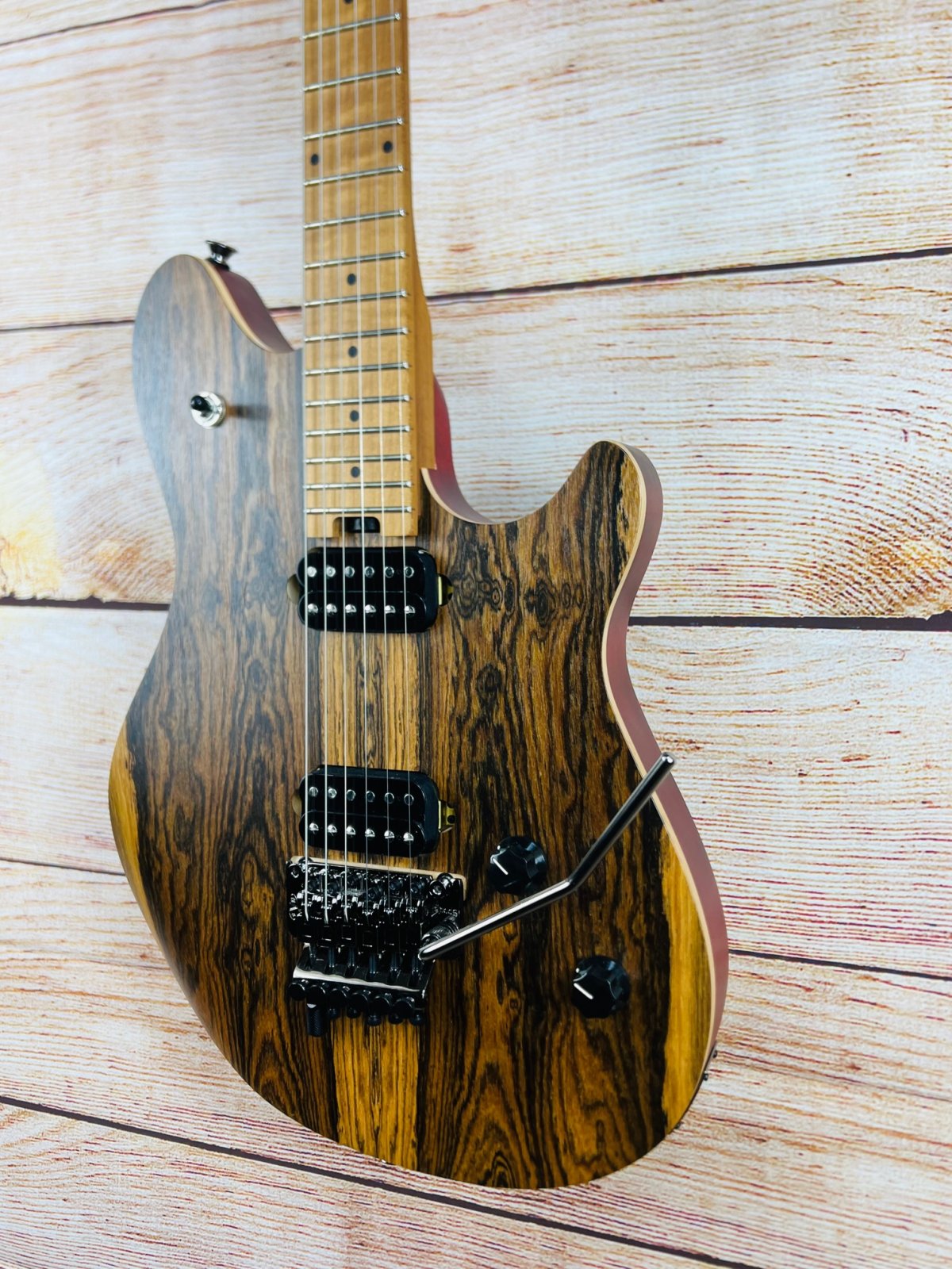 EVH Wolfgang Standard Exotic Bocote Electric Guitar w/EVH D-Tuna