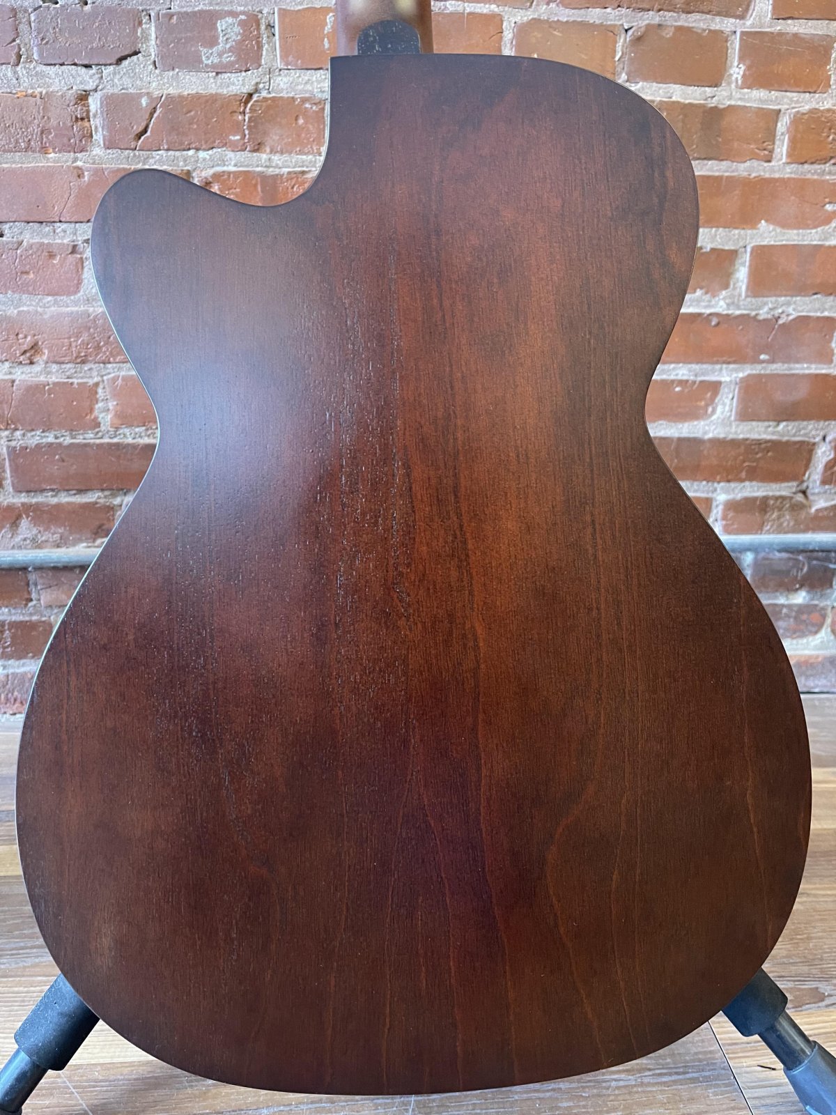 Art & Lutherie Legacy Bourbon Burst