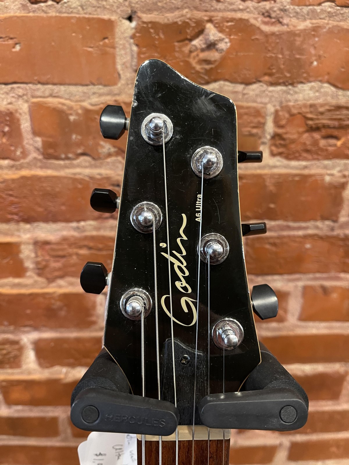 Godin AG Ultra HG Cognac Burst with hard case