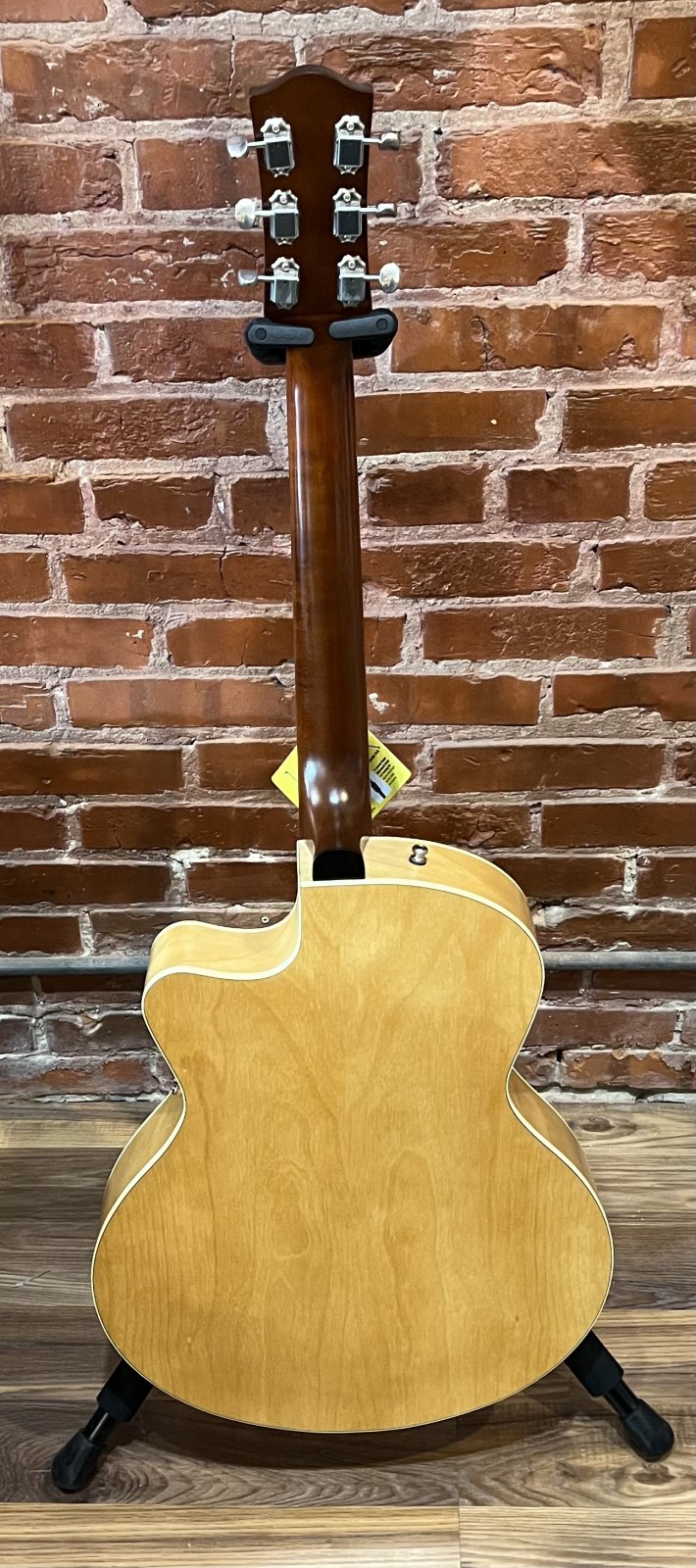 Godin 5th Avenue Composer GT Natural