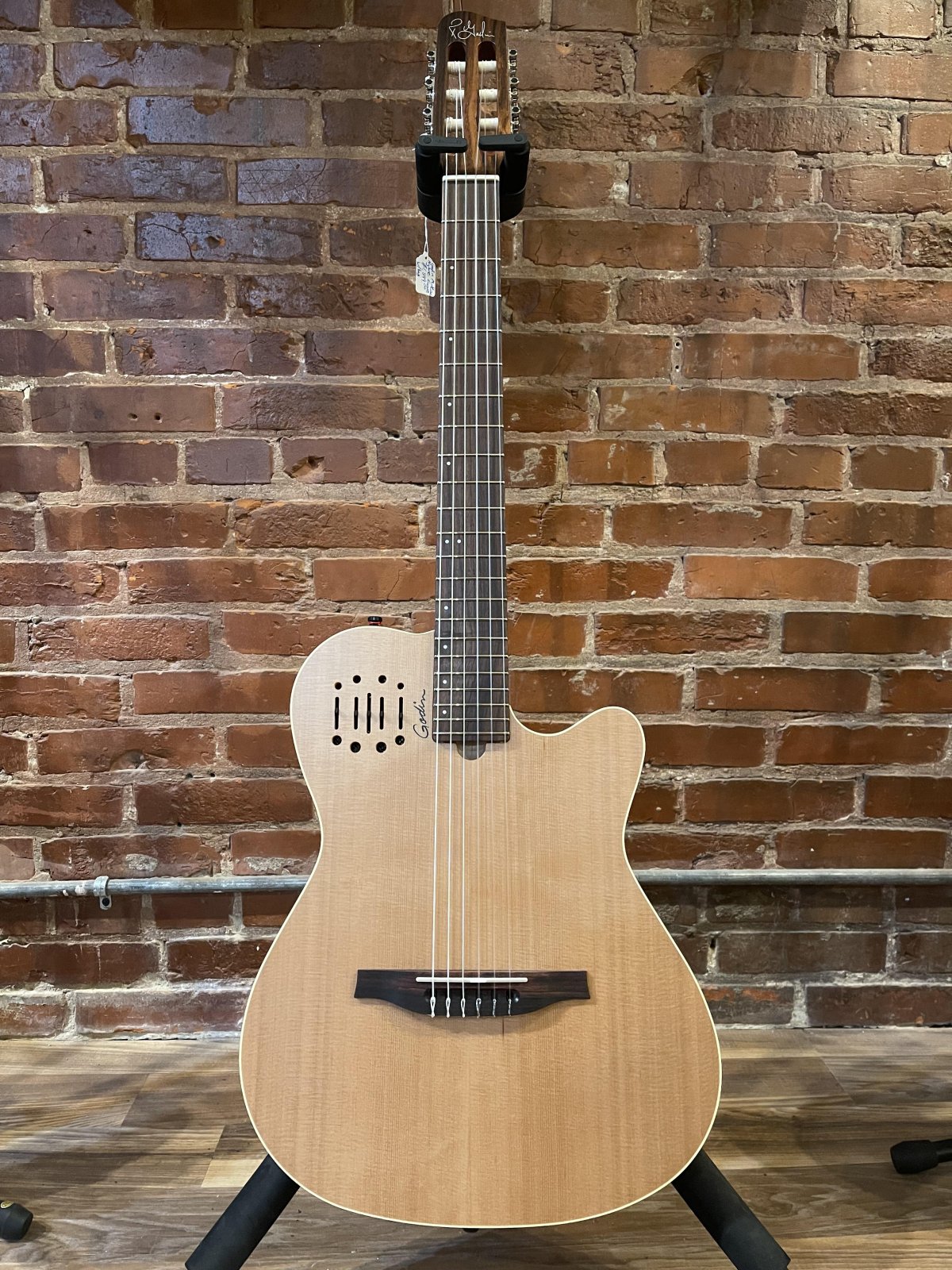 Godin demo 2026 Multiac Nylon Encore SG with bag - 22152181