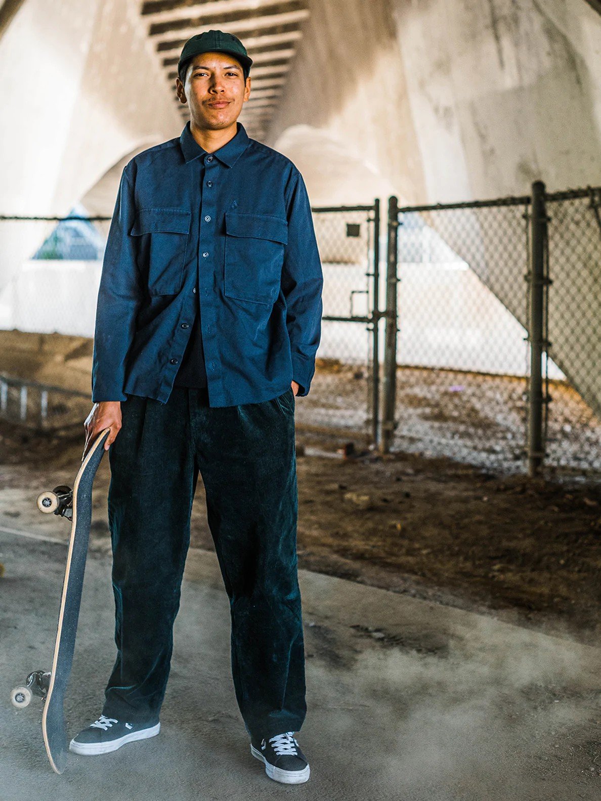 ★送料・関税込★GROVE★LUKE CORDUROY PANTS★ bootcut_cordhose_grau_herren_y
