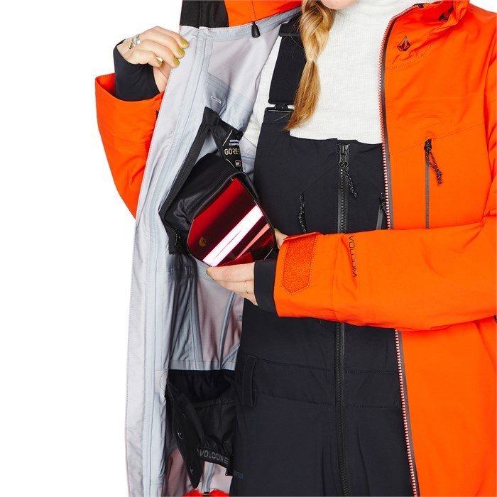 VOLCOM kids XL 160サイズ 上下セット オレンジ VOLCOM kids XL 160サイズ 上下セット オレンジ セットアップ