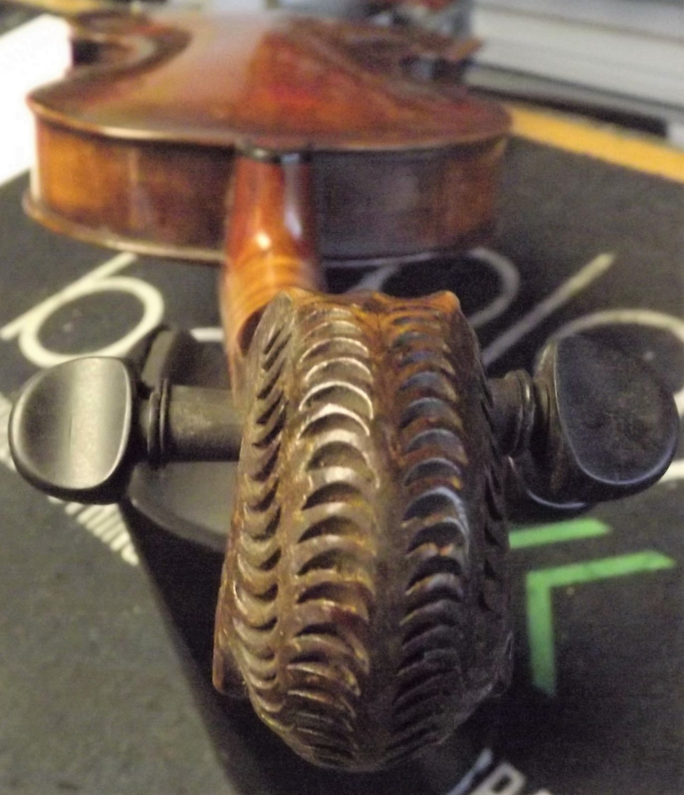 Vintage Lion Head Violin late 1800's