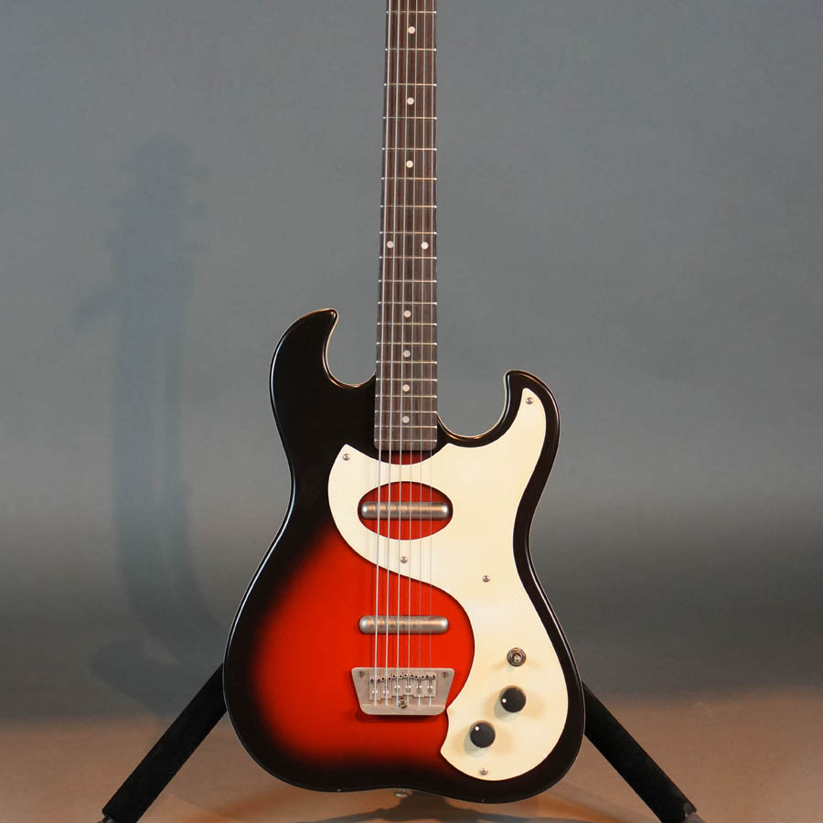 ギター Danelectro DANO 63(Red Burst) Danelectro Dano '63 Red Sparkle Burst | Review - YouTube