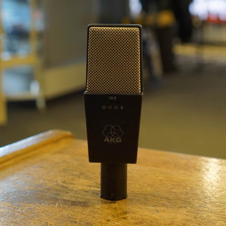 AKG C414 B-ULS Large Diaphragm Multipattern Condenser