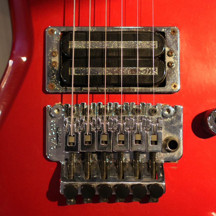 Aria Pro II ZZ Deluxe Metallic Red w/Case - Used